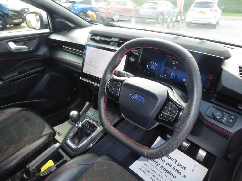 Ford Puma view 12