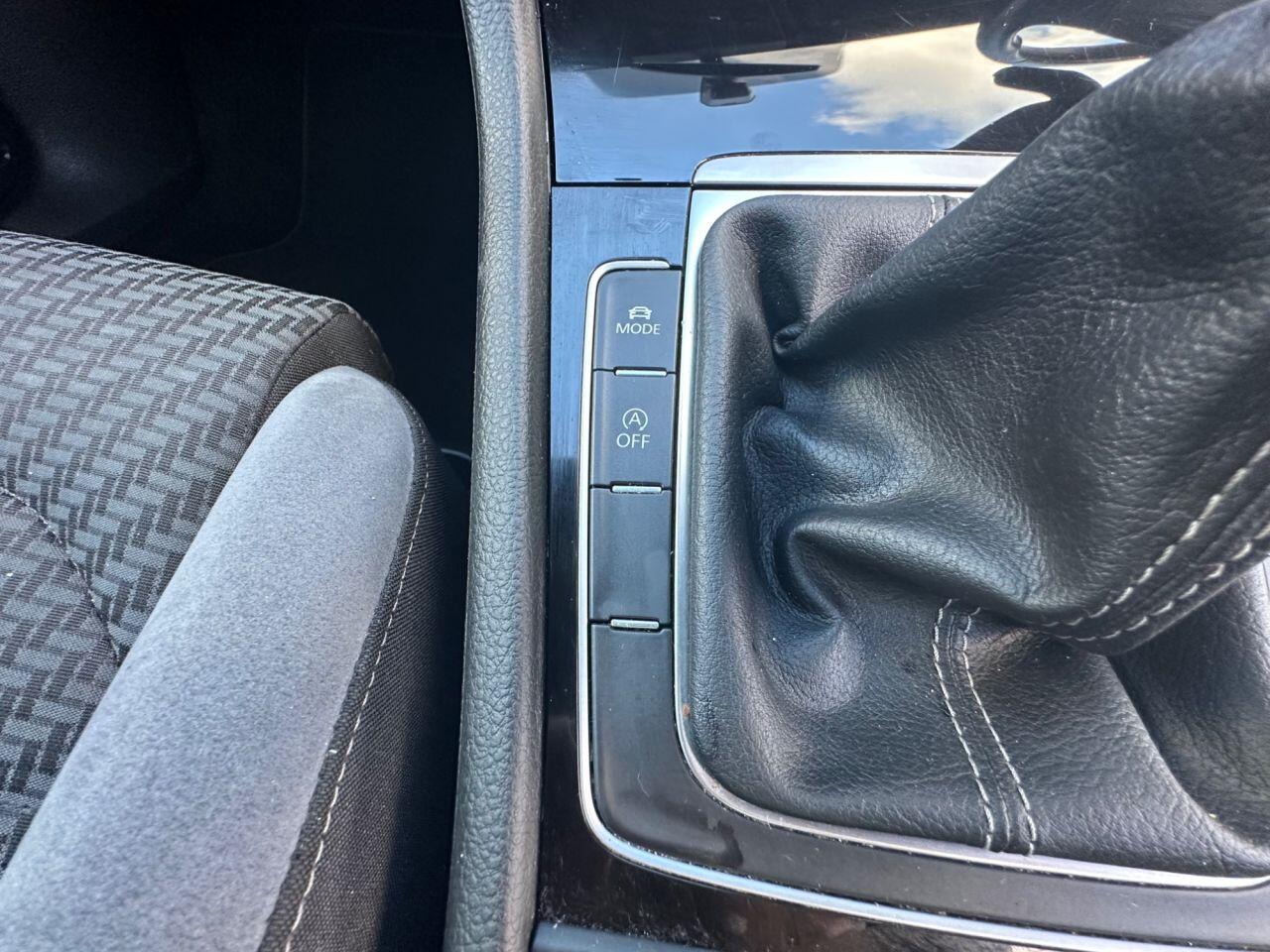 Volkswagen Golf view 47