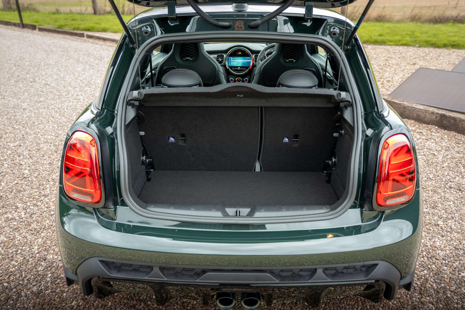 Mini Cooper view 48