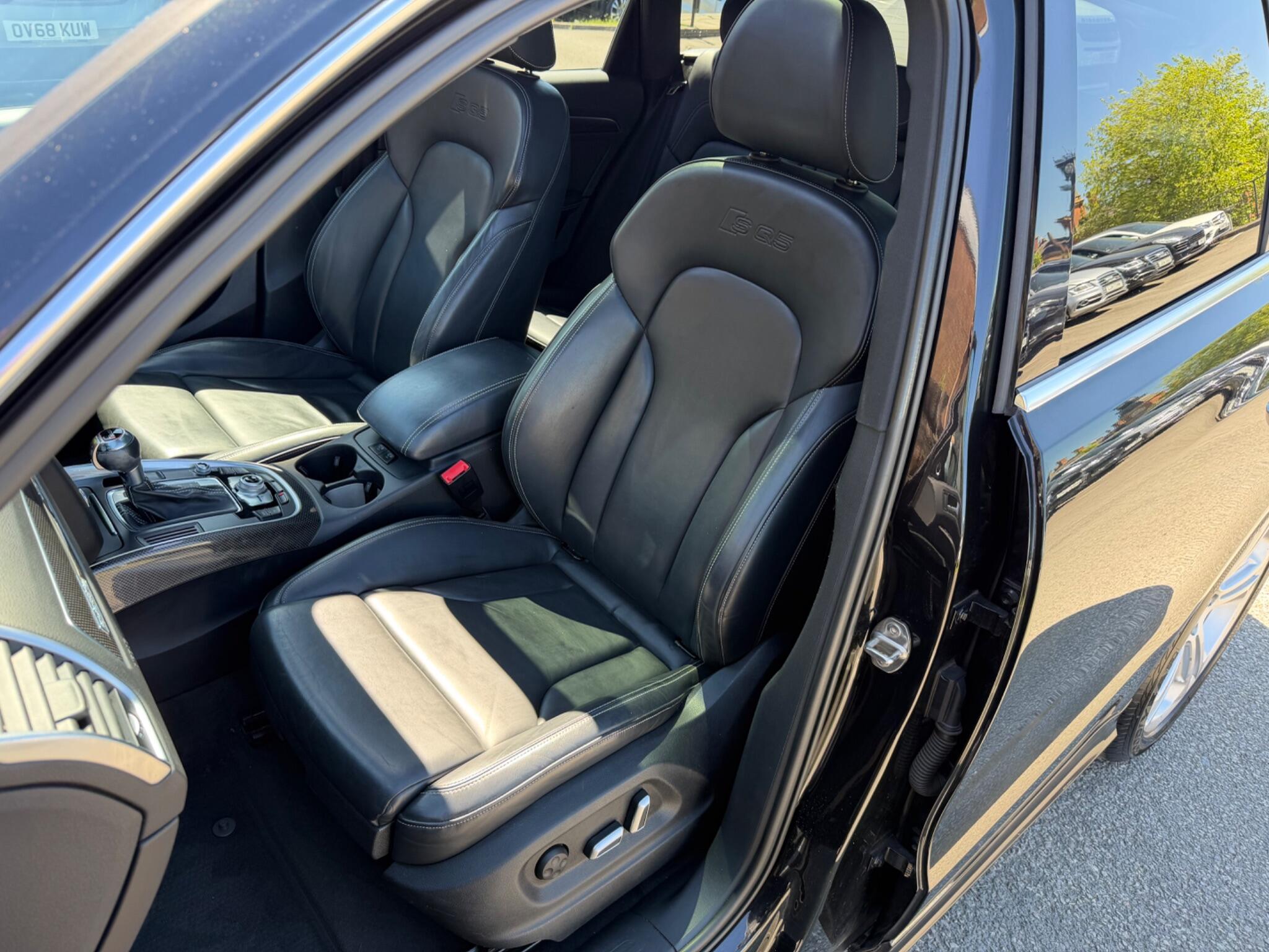 Audi SQ5 view 19