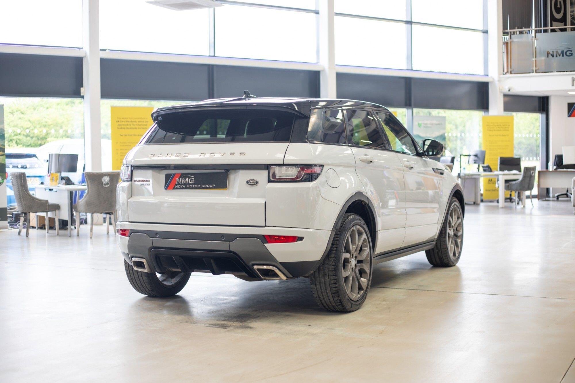 Land Rover Range Rover Evoque view 41