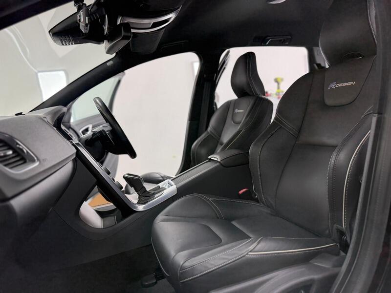 2014 Volvo V60 SOLD 3.0 T6 R-Design Lux Nav Estate 5dr Petrol Geartronic AWD Euro 5 (304 ps) • 15,000 miles image 22