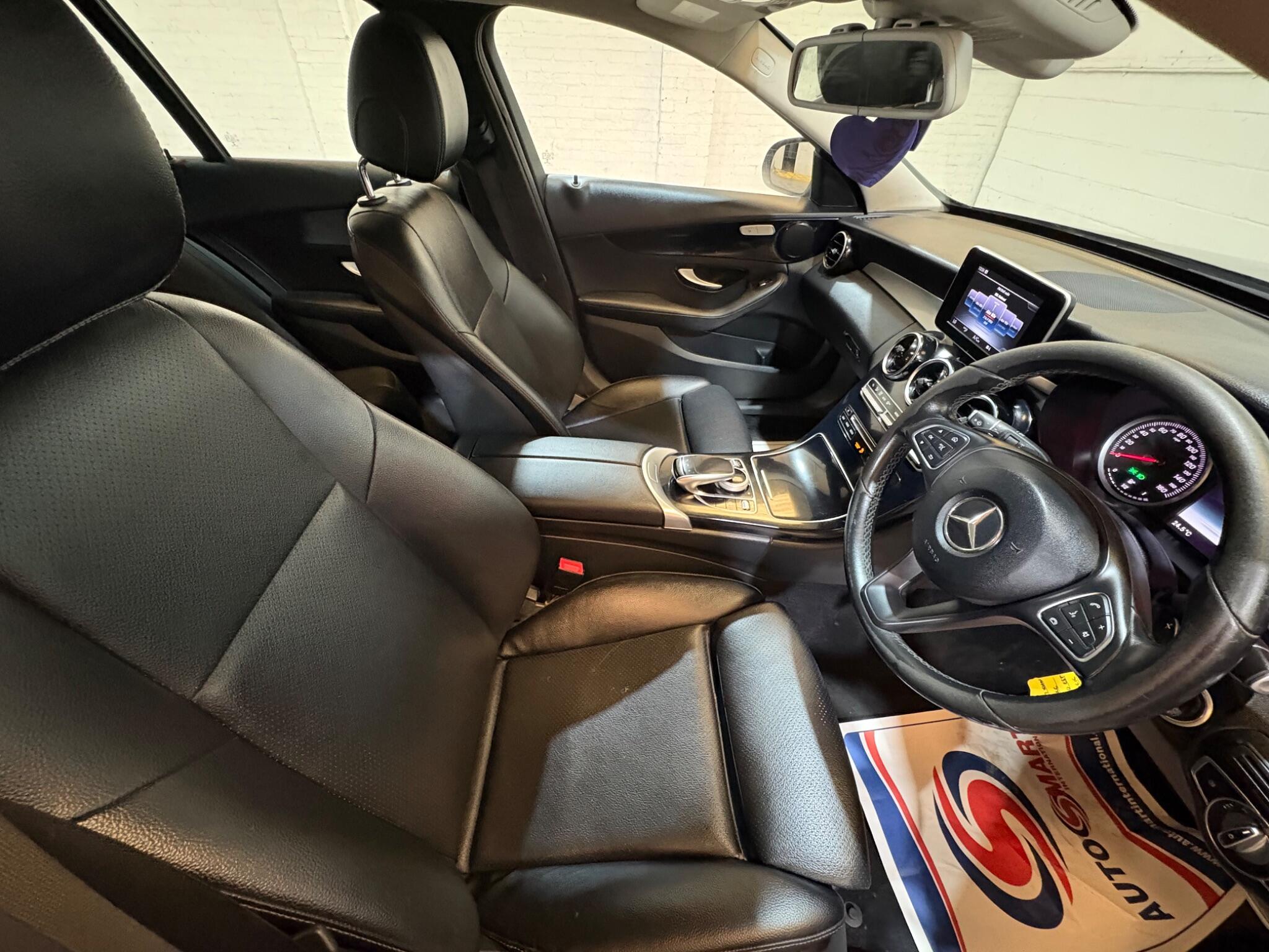 Mercedes-Benz C Class view 36