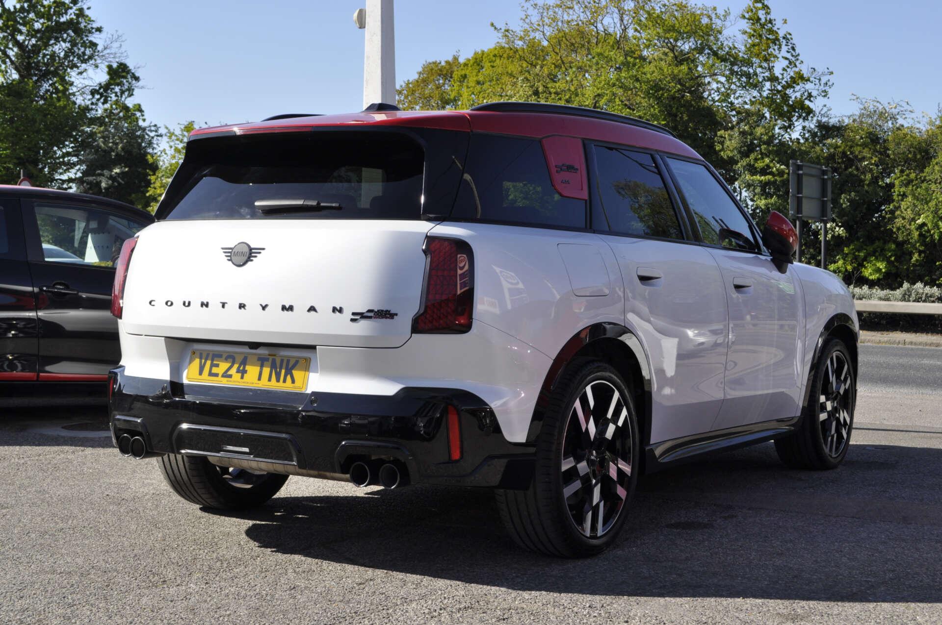 Mini Countryman view 6
