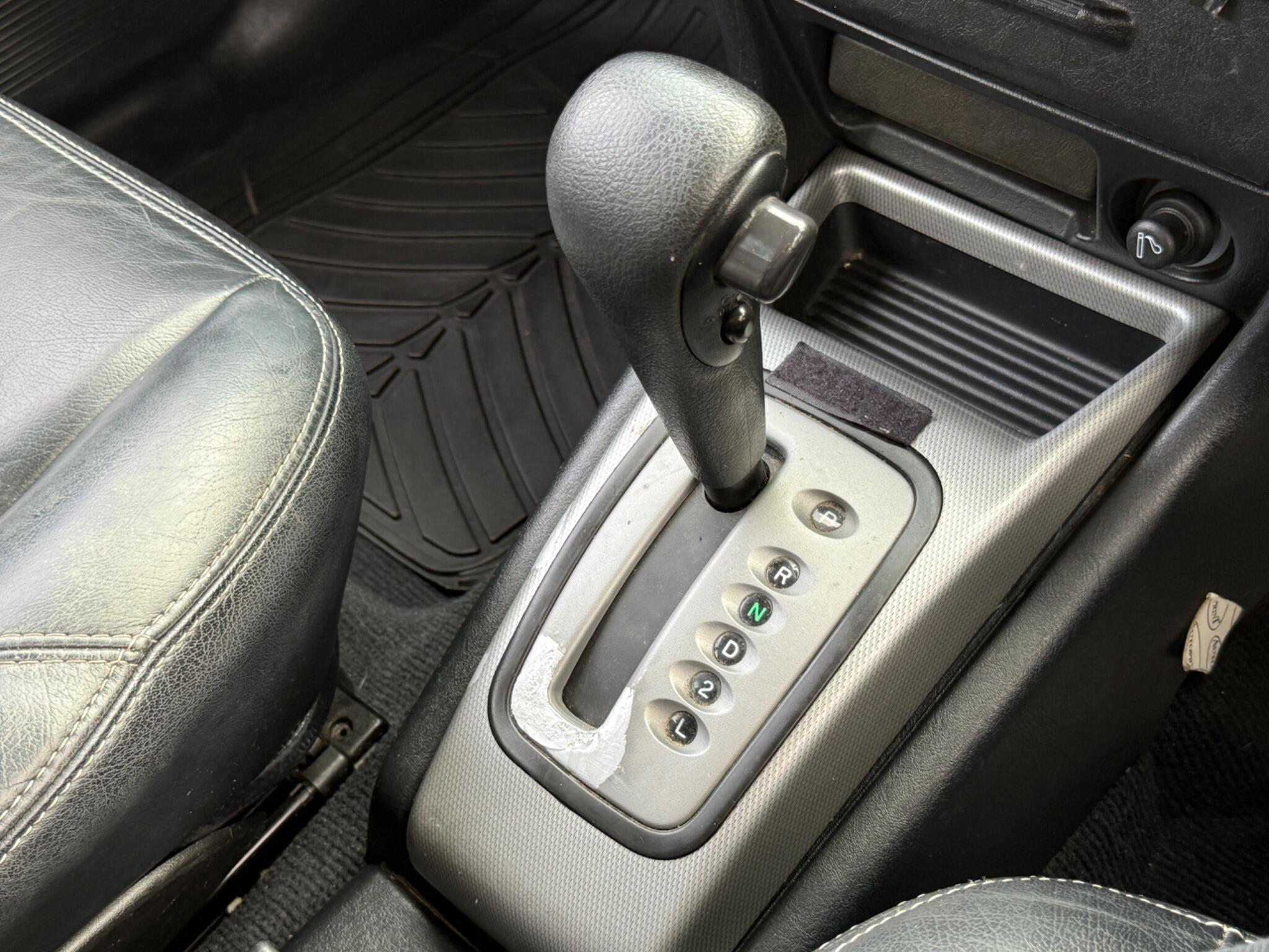 Mitsubishi Shogun Pinin - Image 33
