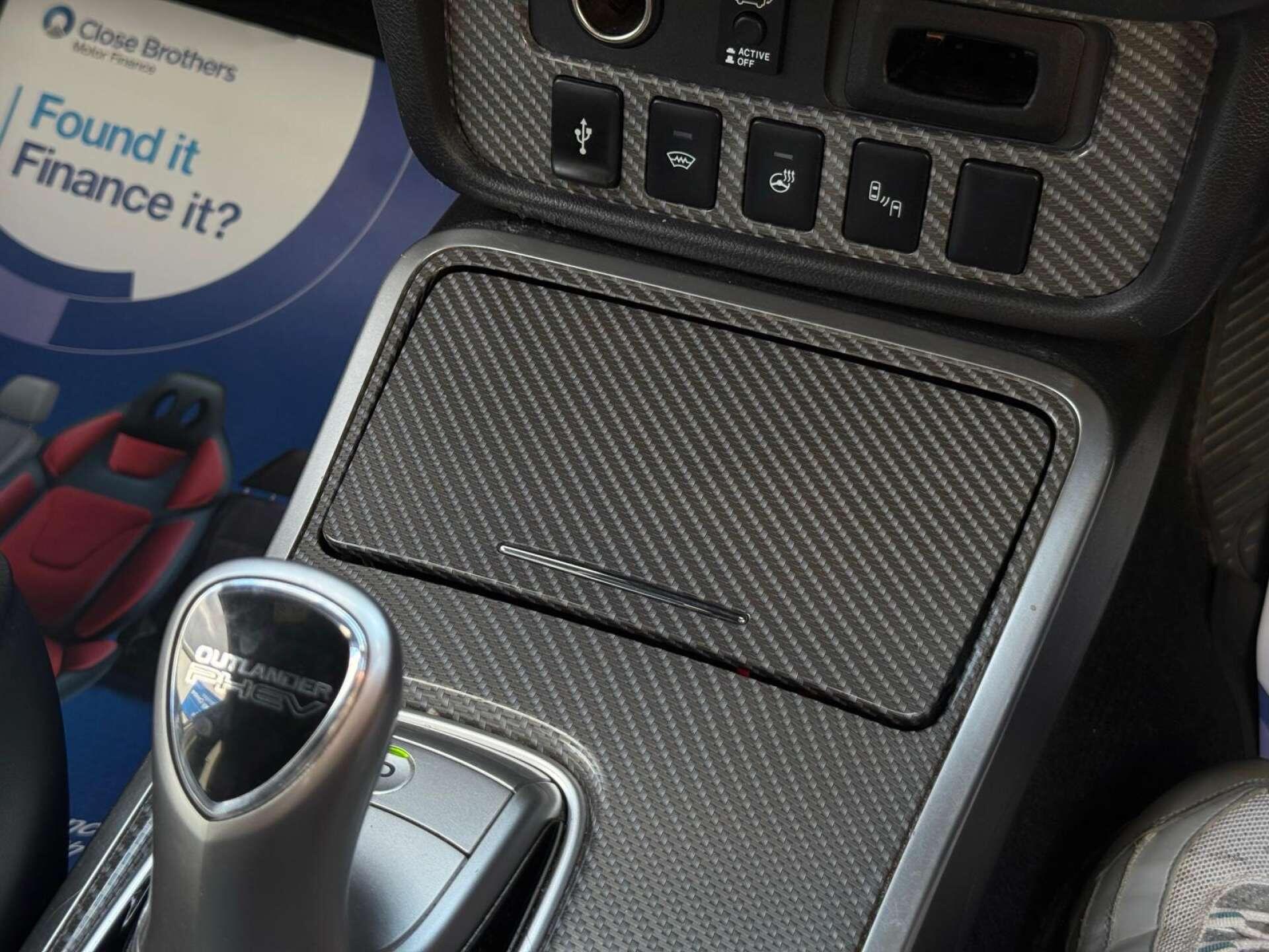Mitsubishi Outlander view 63