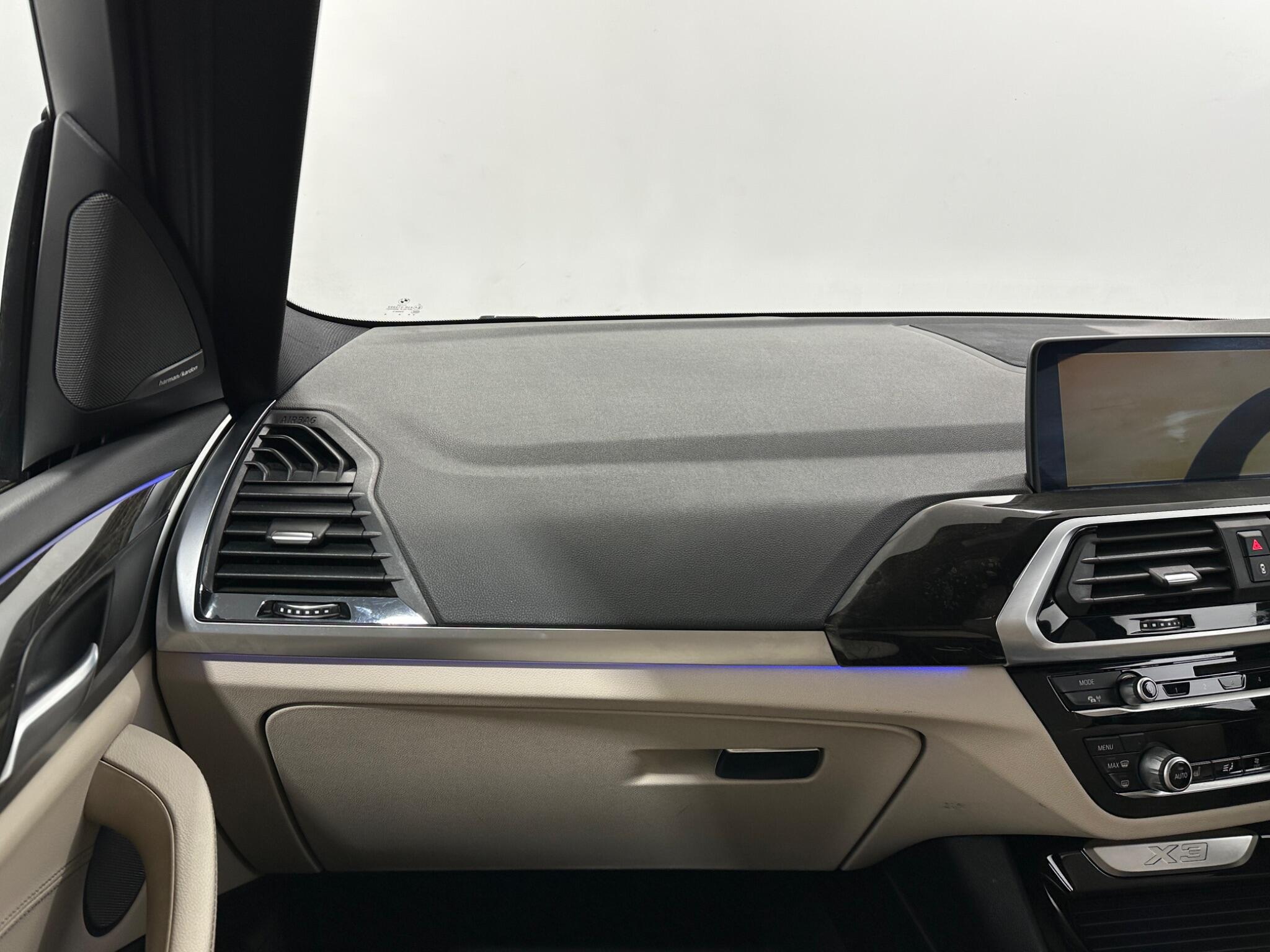 BMW X3 view 31