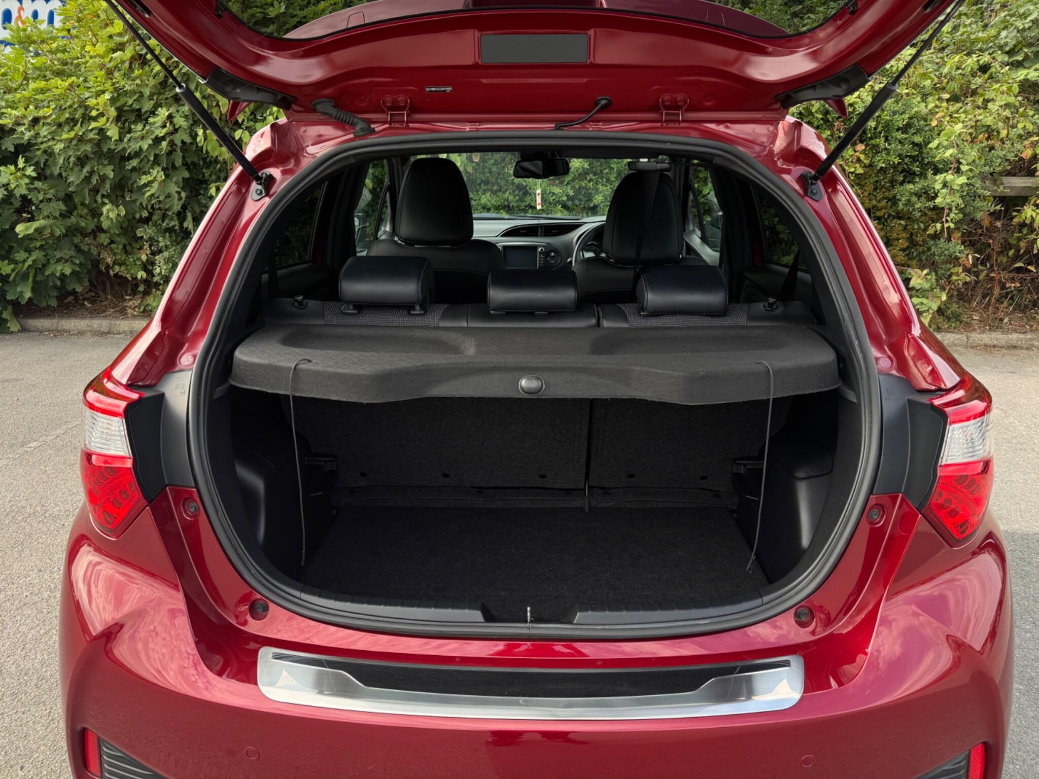 Toyota Yaris view 40