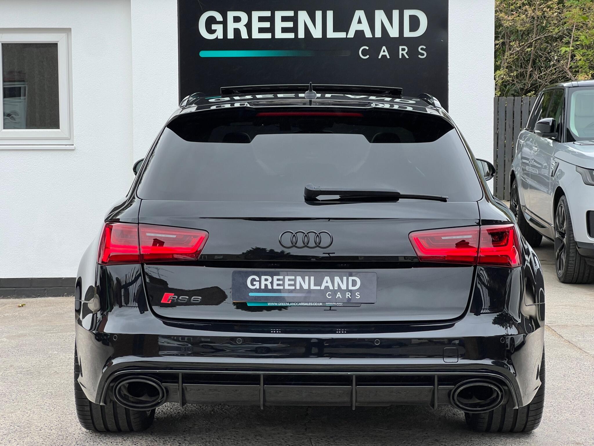 Audi RS6 view 5