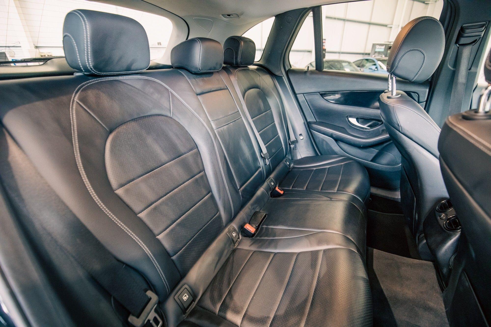 Mercedes-Benz GLC view 10