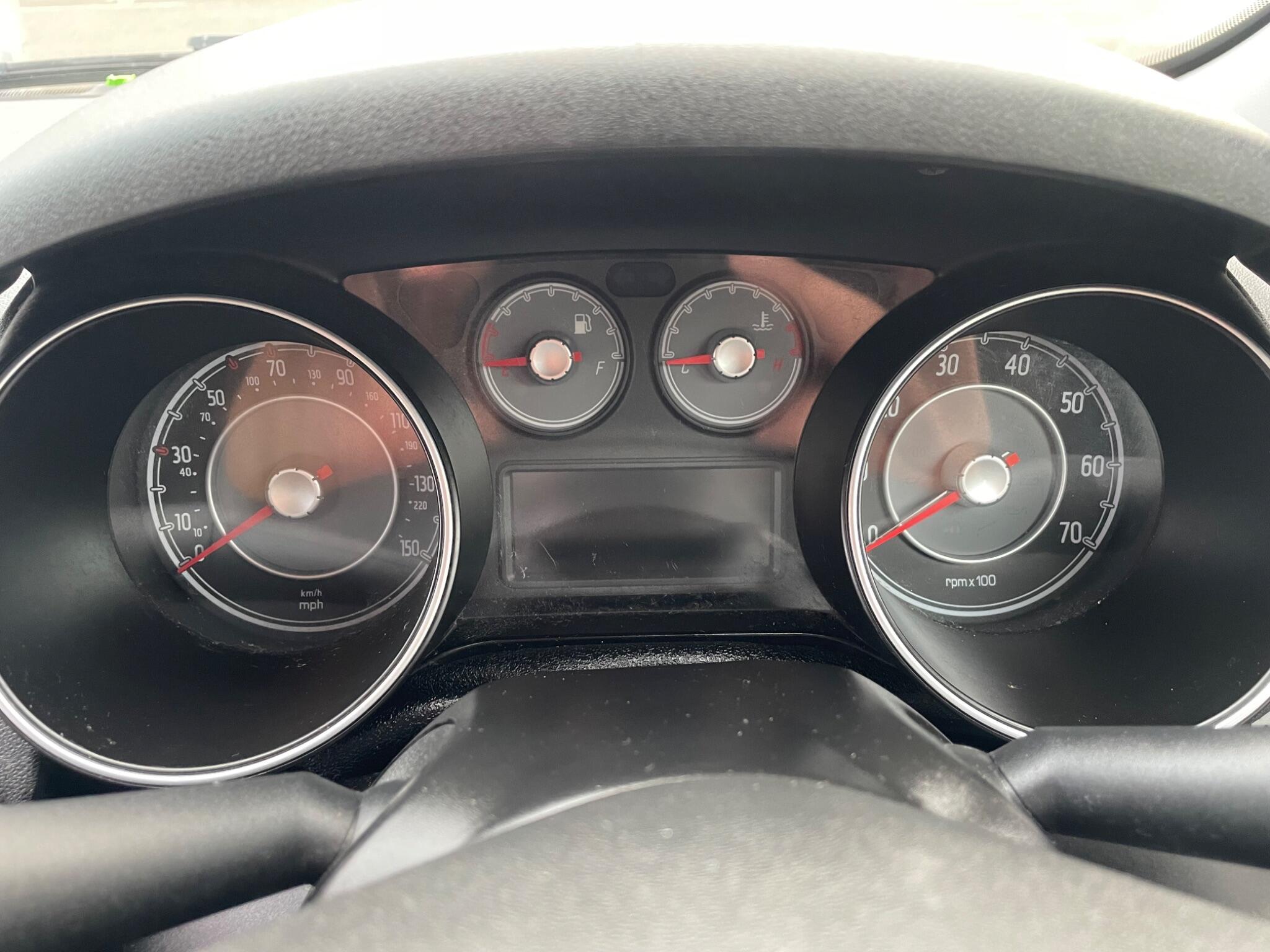 2011 Fiat Punto Evo image 54