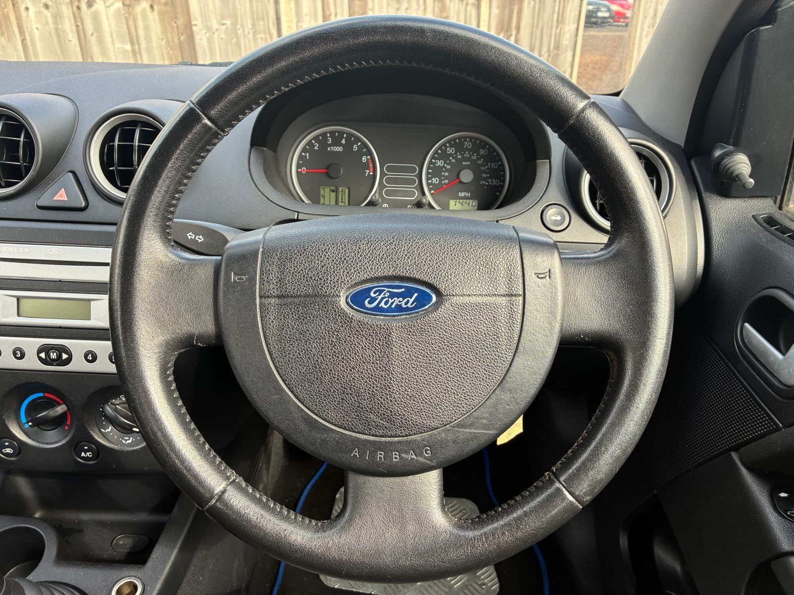 Ford Fiesta view 15