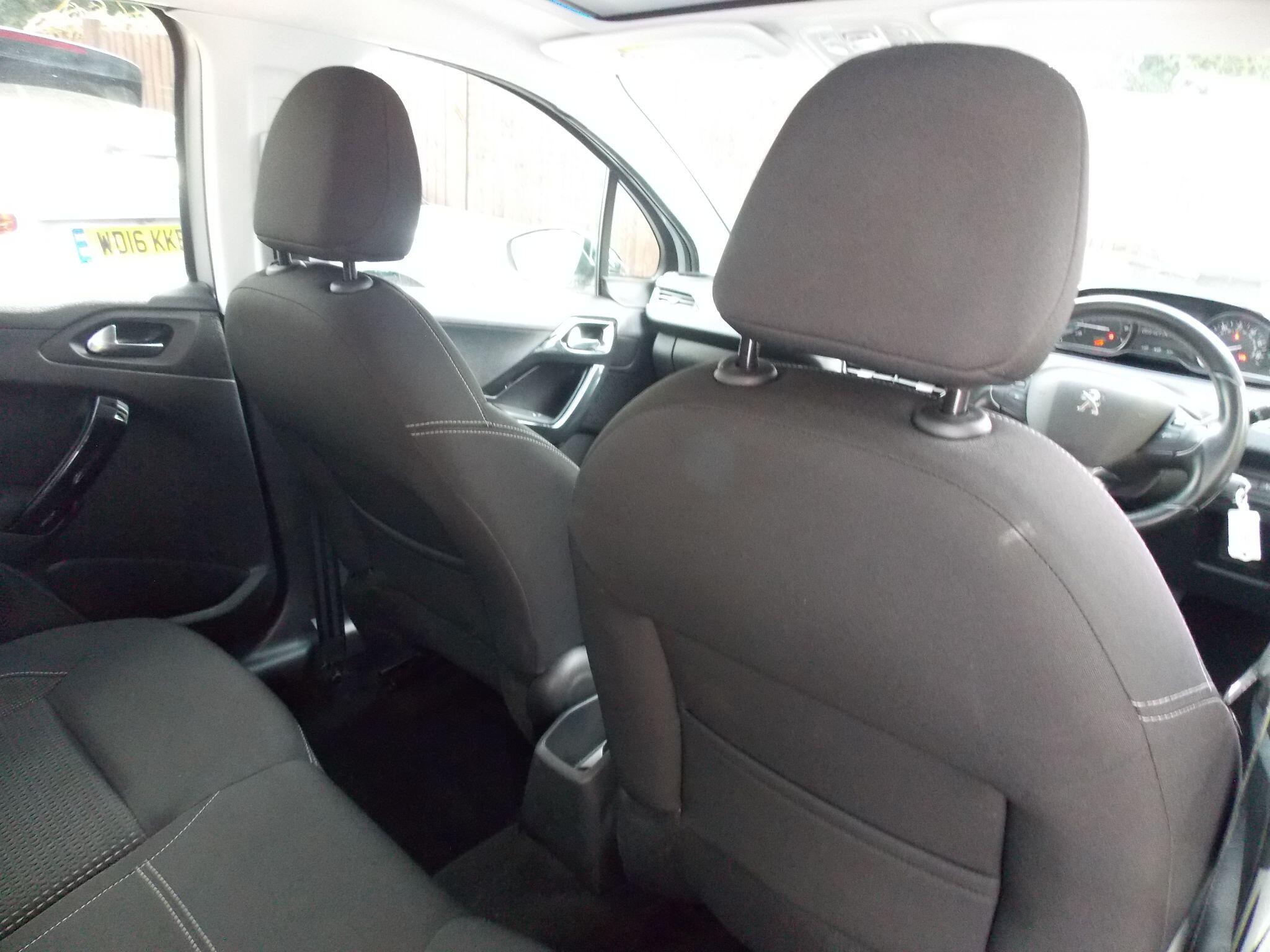 Peugeot 208 view 67
