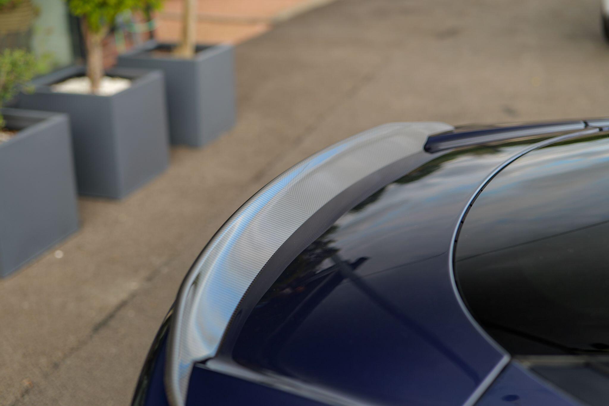 Aston Martin DBS view 12