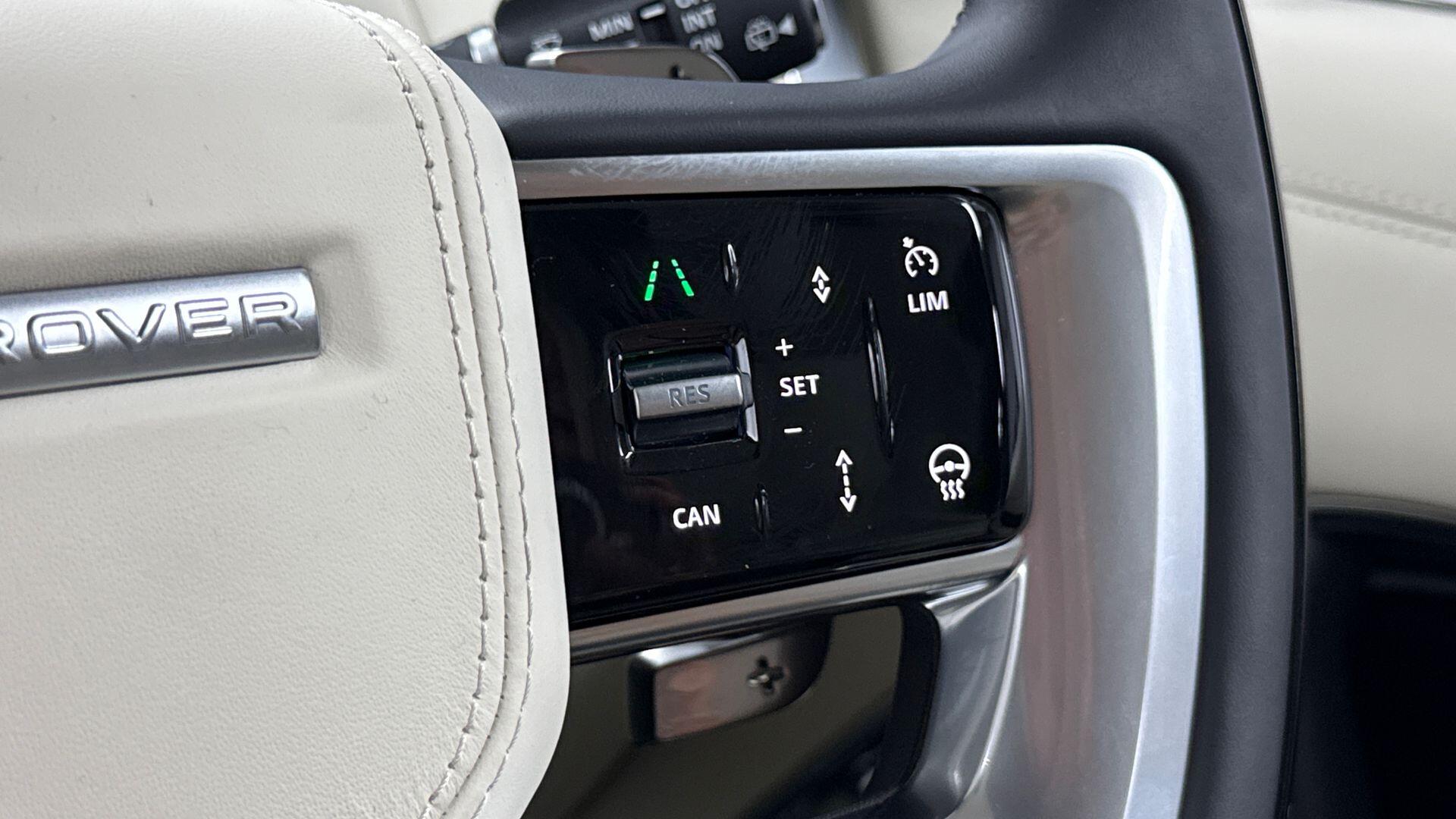 Land Rover Range Rover view 26