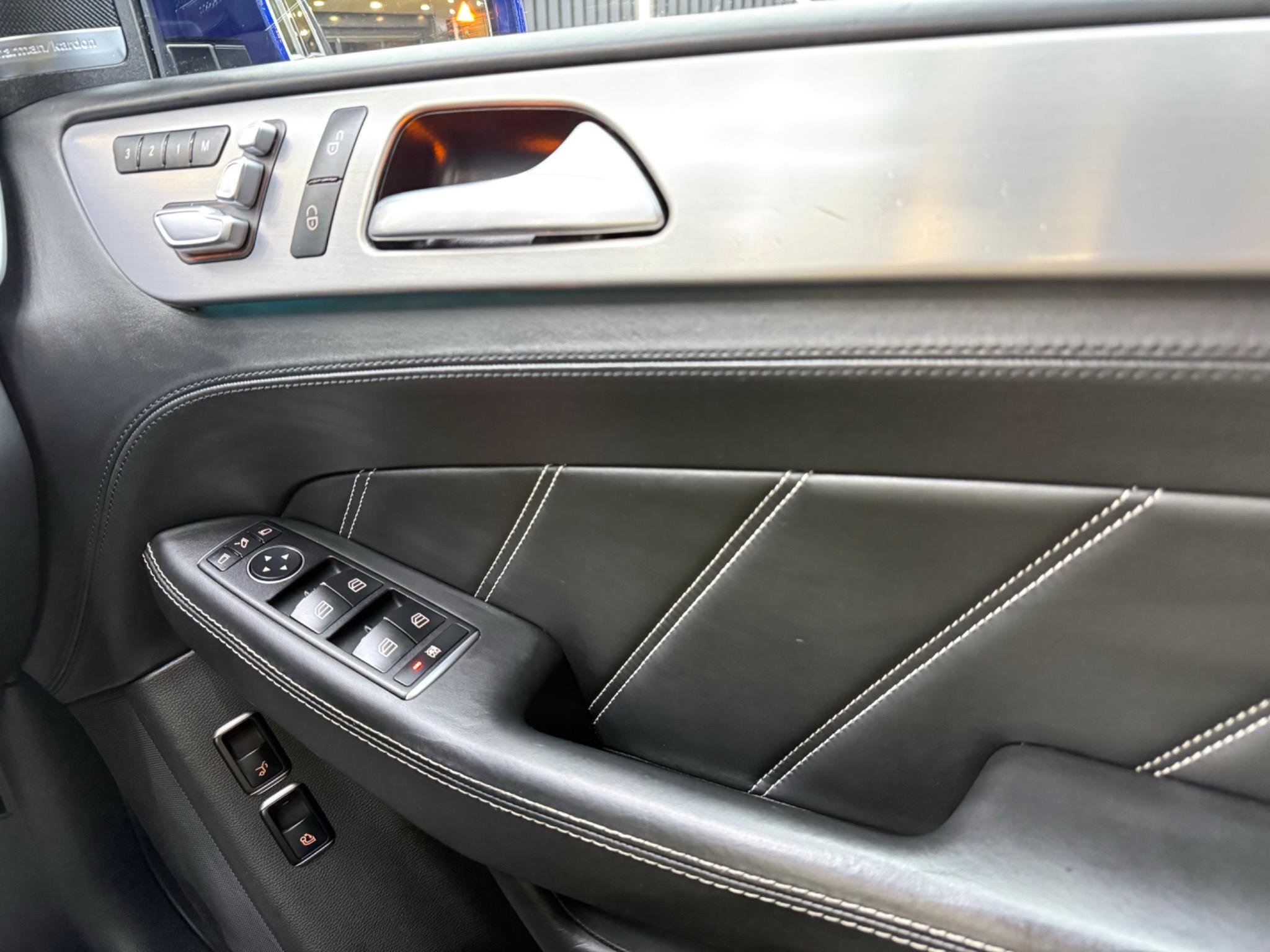 Mercedes-Benz Gle view 17