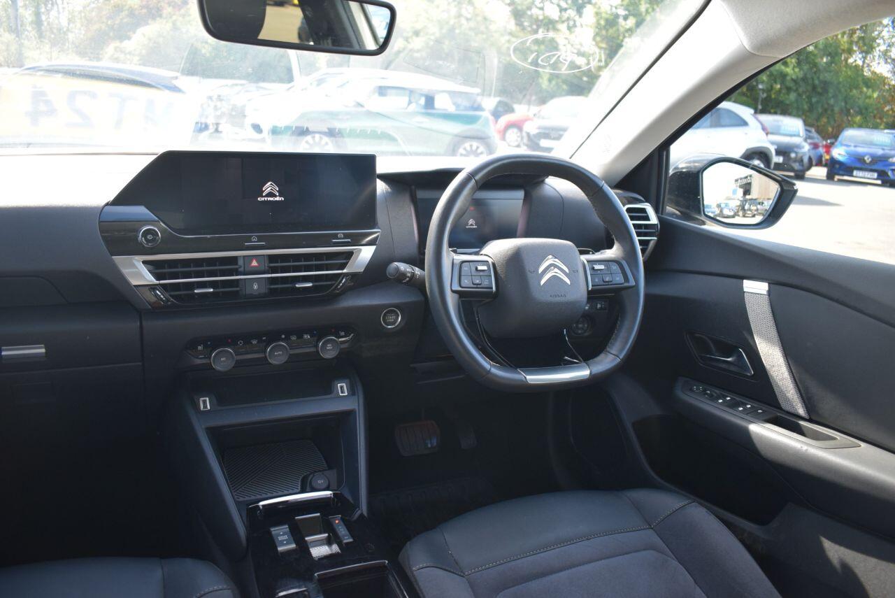 Citroen C4 view 16