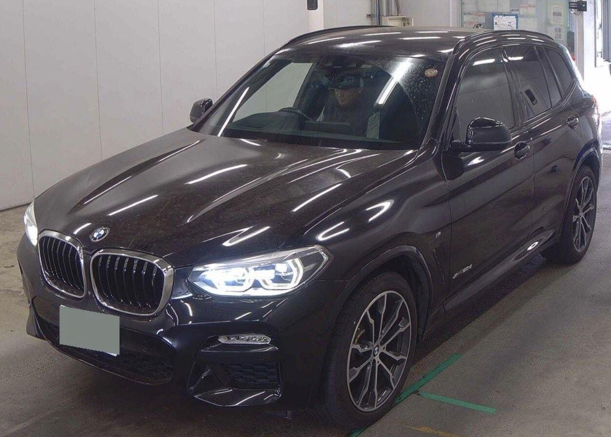 BMW X3 view 2