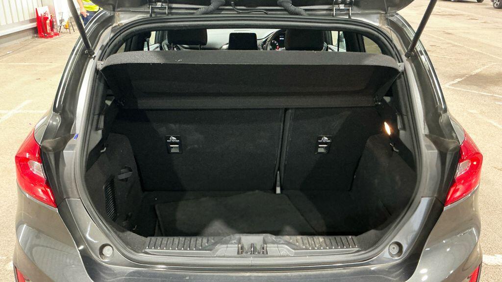 Ford Fiesta view 14