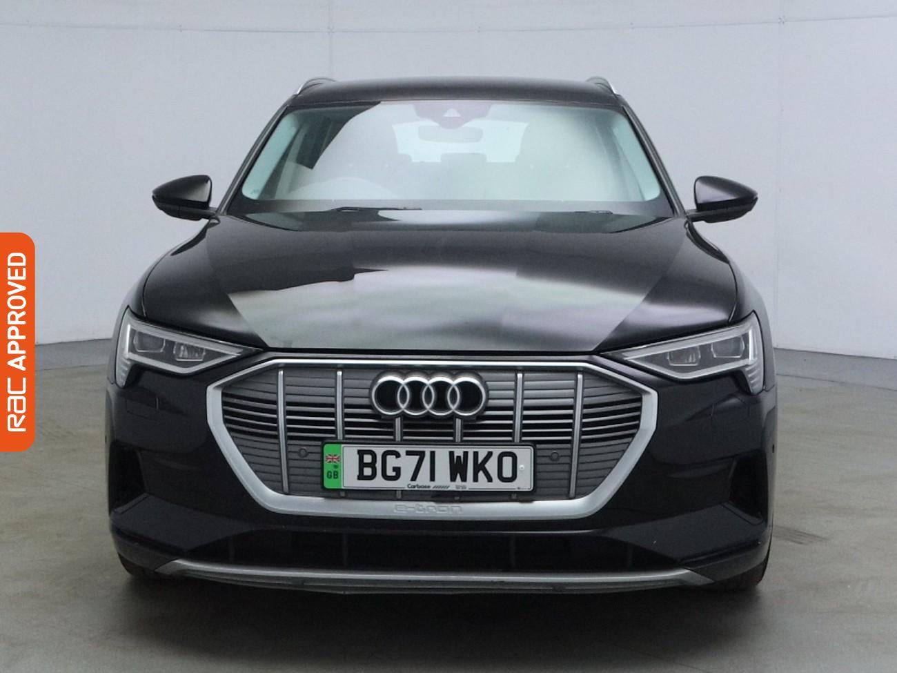 Audi E-Tron view 8