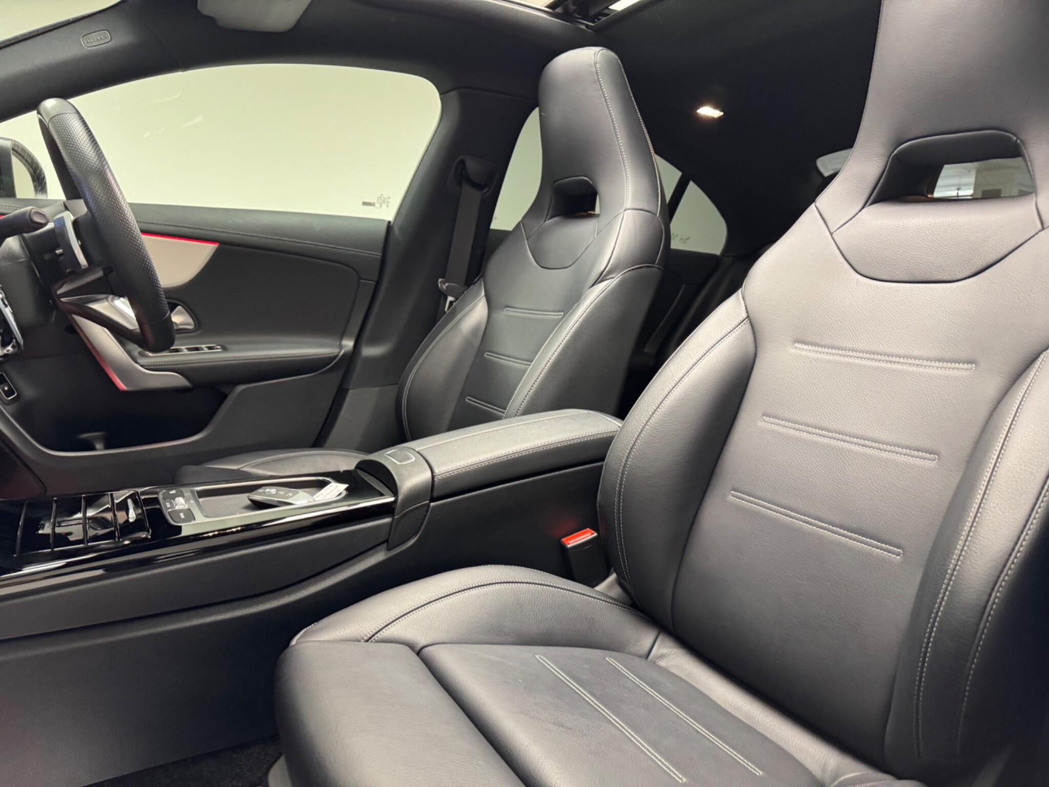 Mercedes-Benz CLA view 27