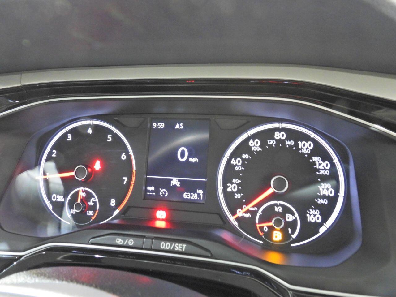 Volkswagen Polo view 33