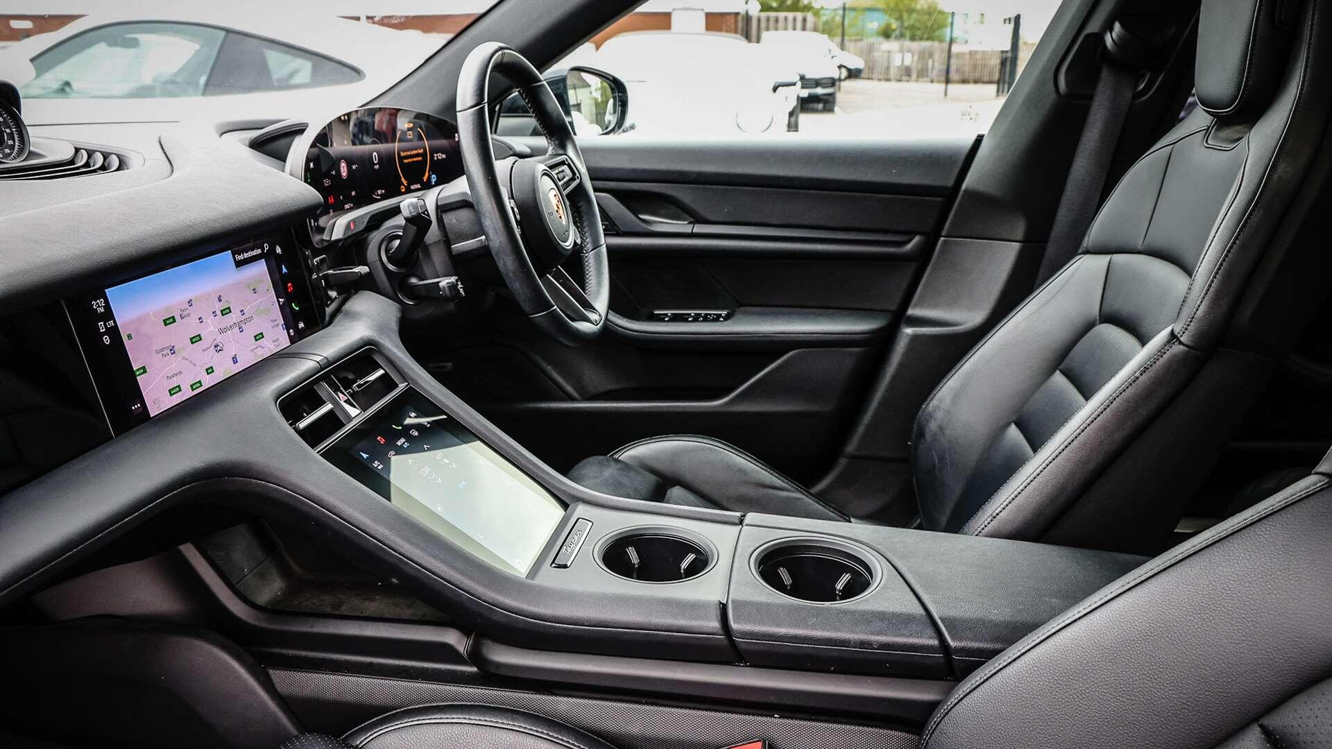 Porsche Taycan view 13