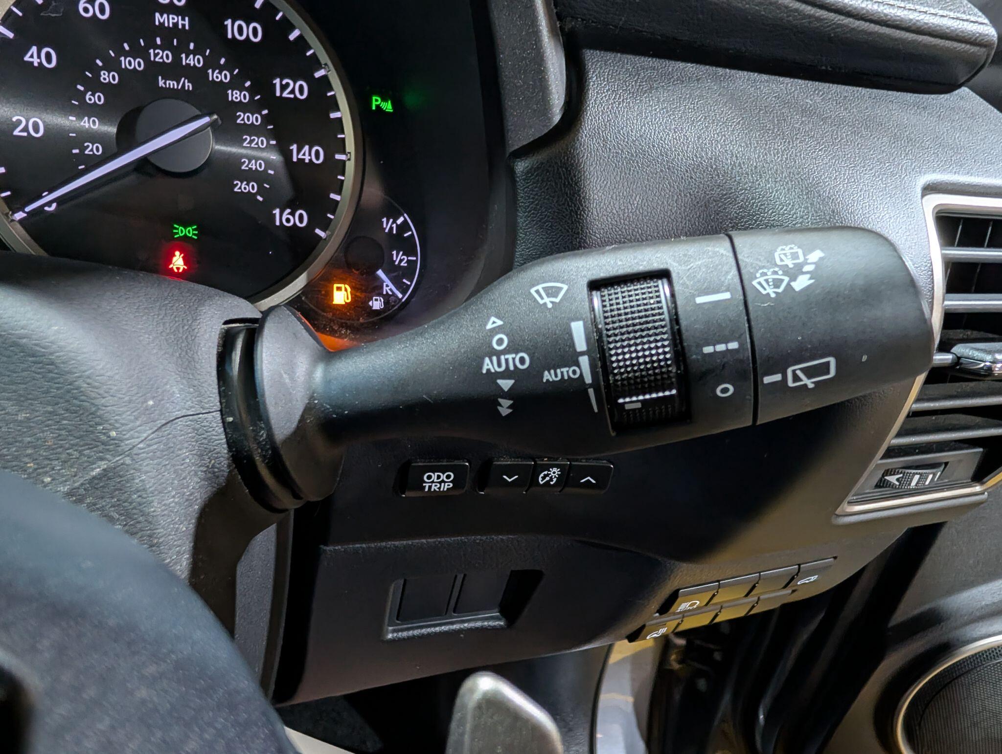 Lexus NX view 36