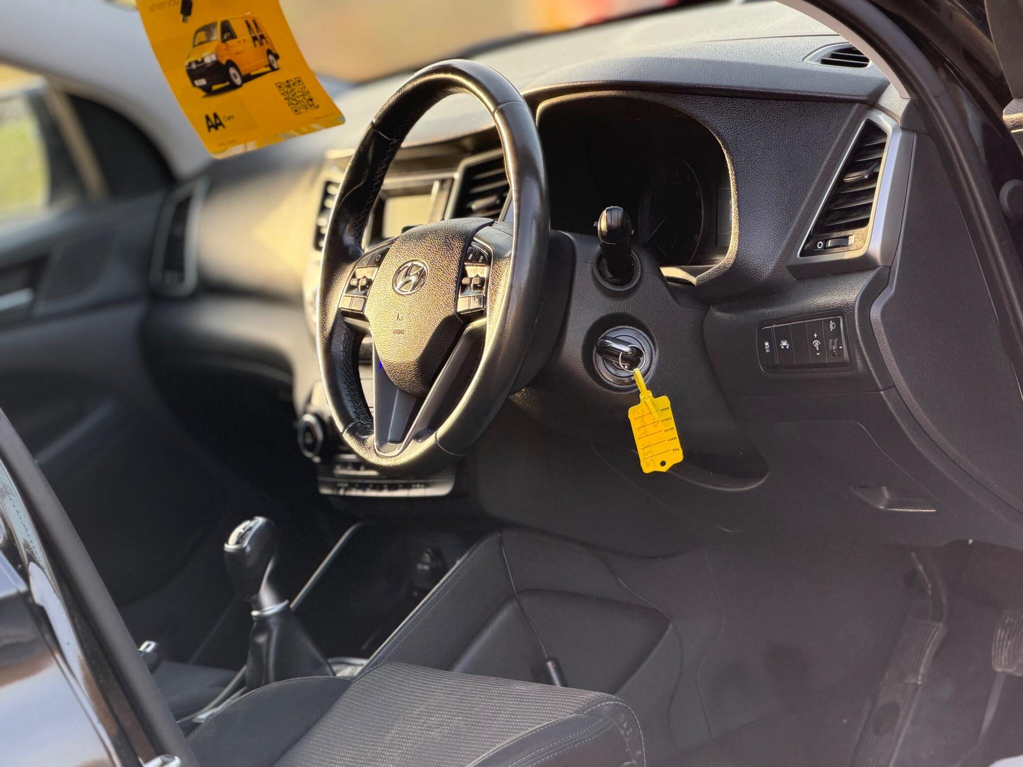 2016 Hyundai TUCSON 1.6 GDi Blue Drive SE Euro 6 (s/s) 5dr image 20