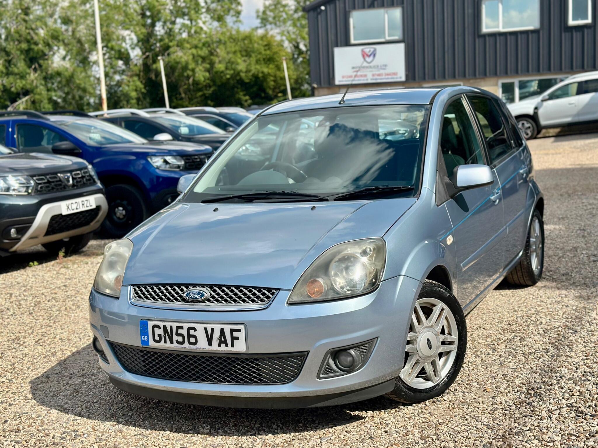 Ford Fiesta view 3