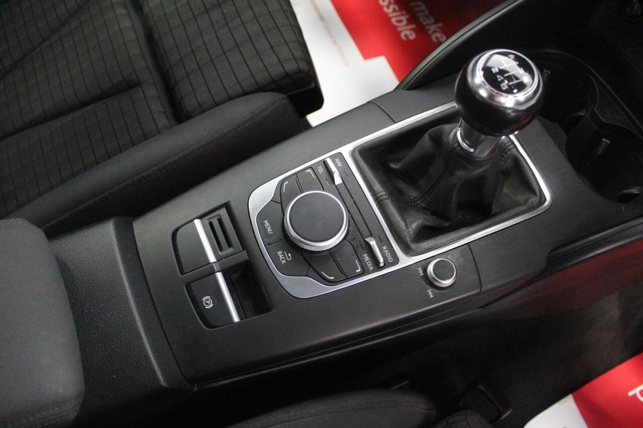 Audi A3 view 42