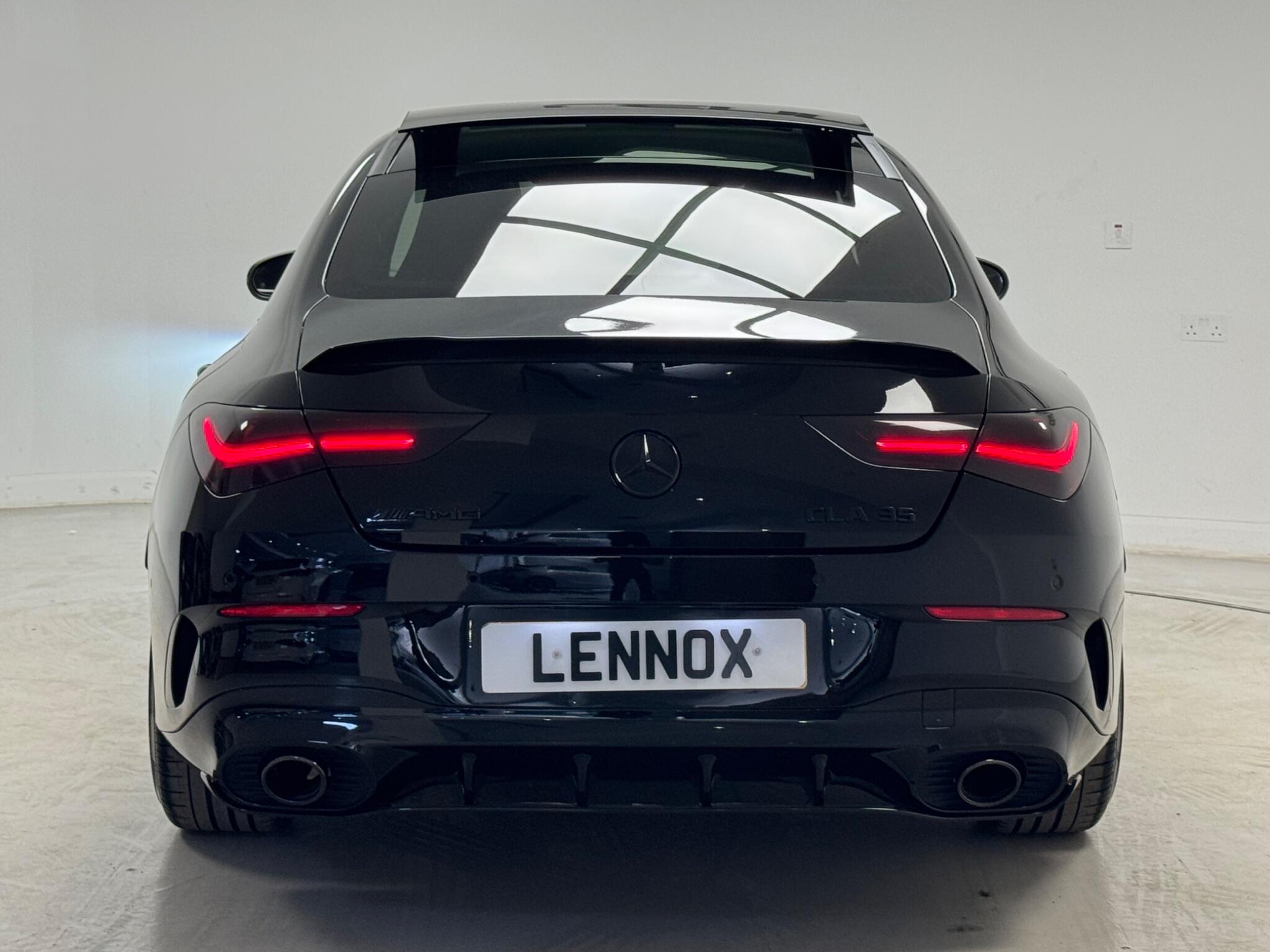 Mercedes-Benz Cla view 8