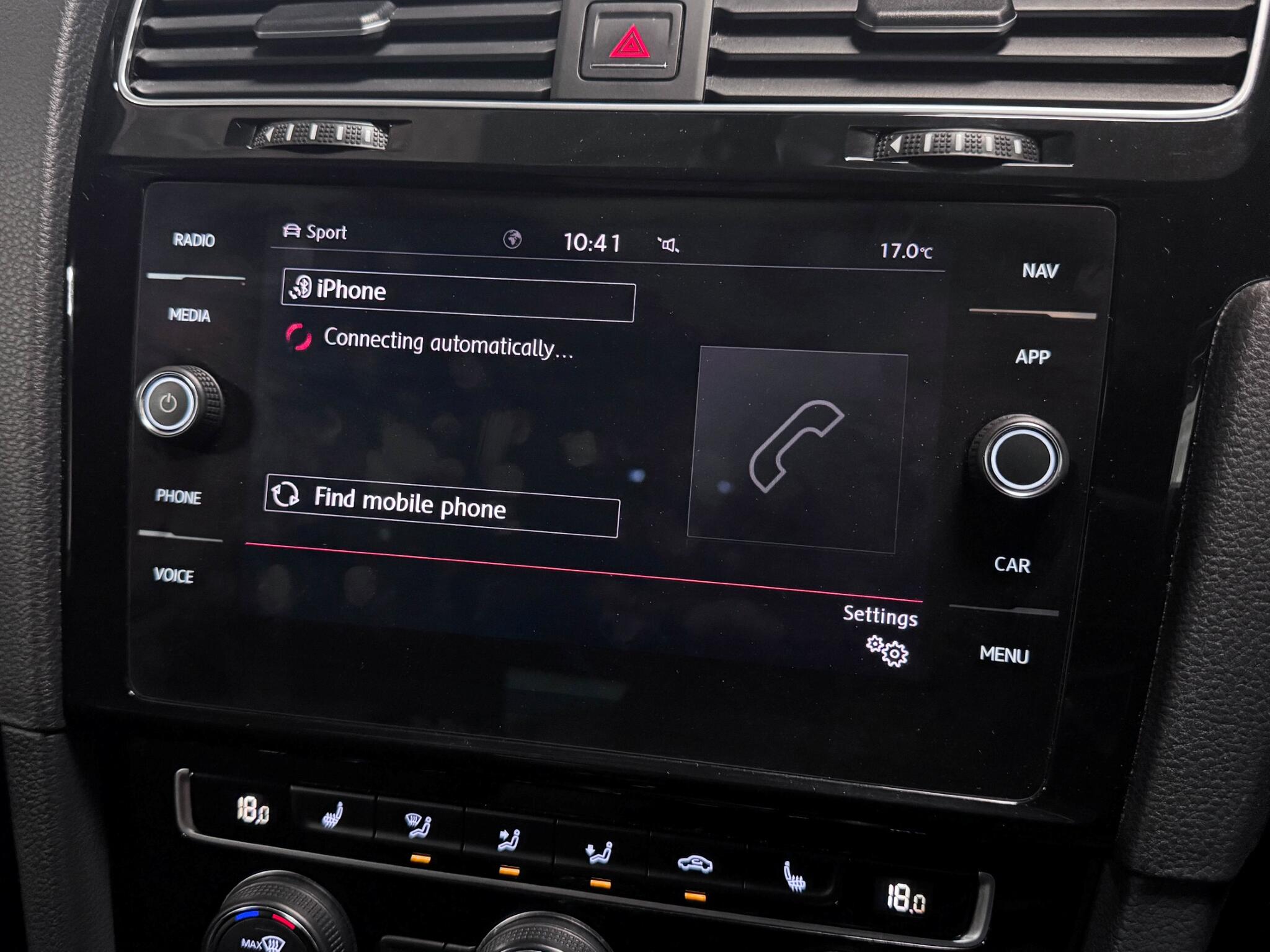 Volkswagen Golf view 40