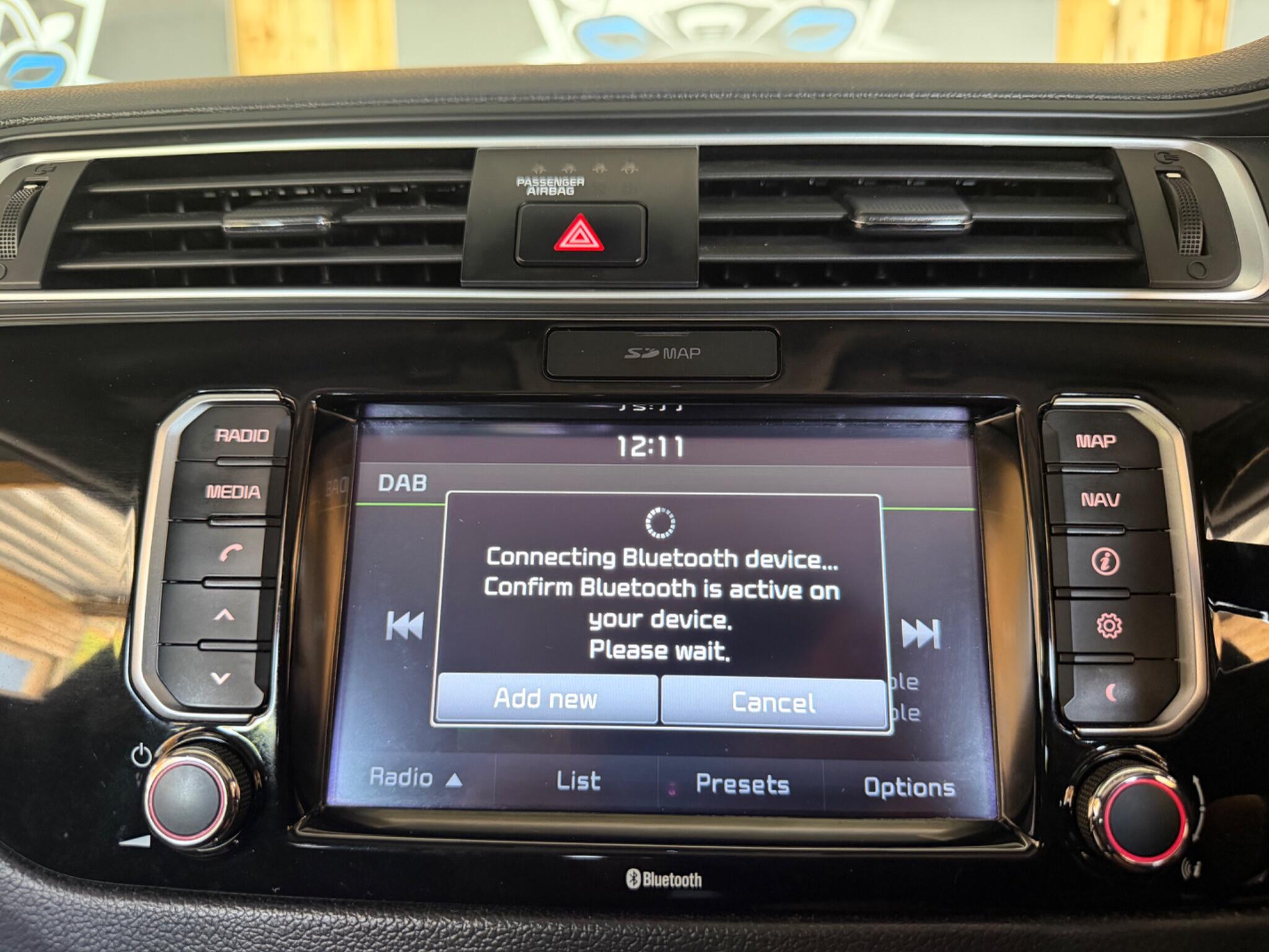 Kia Rio view 33