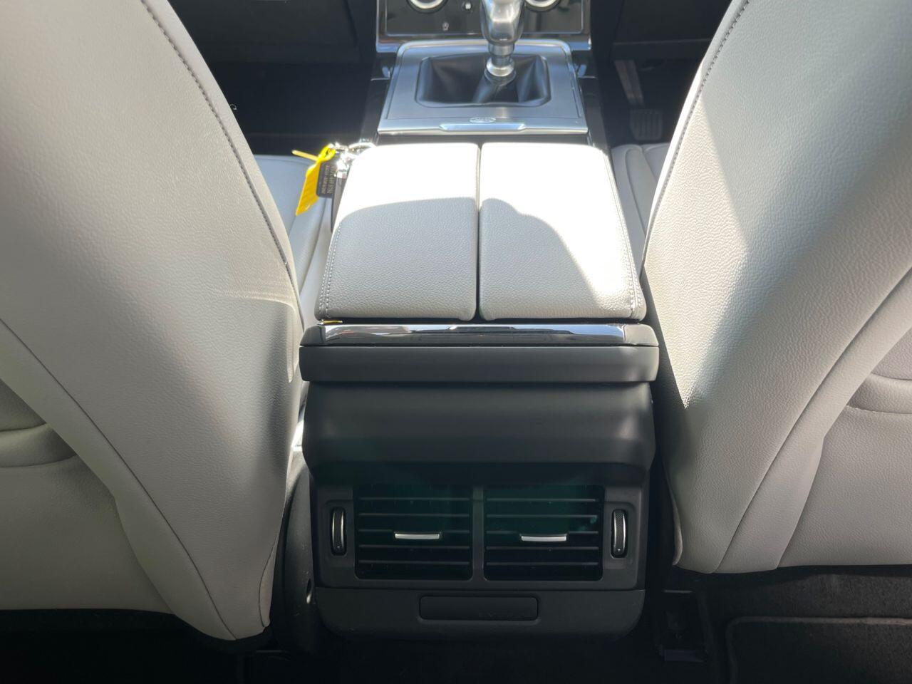 Land Rover Range Rover Evoque view 45