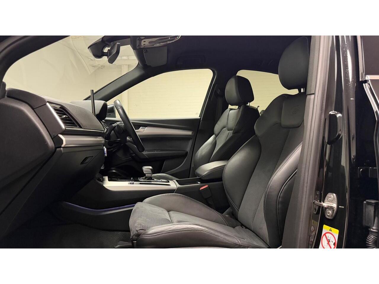 Audi Q5 view 23