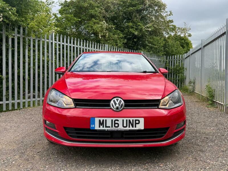 2016 Volkswagen Golf image 7