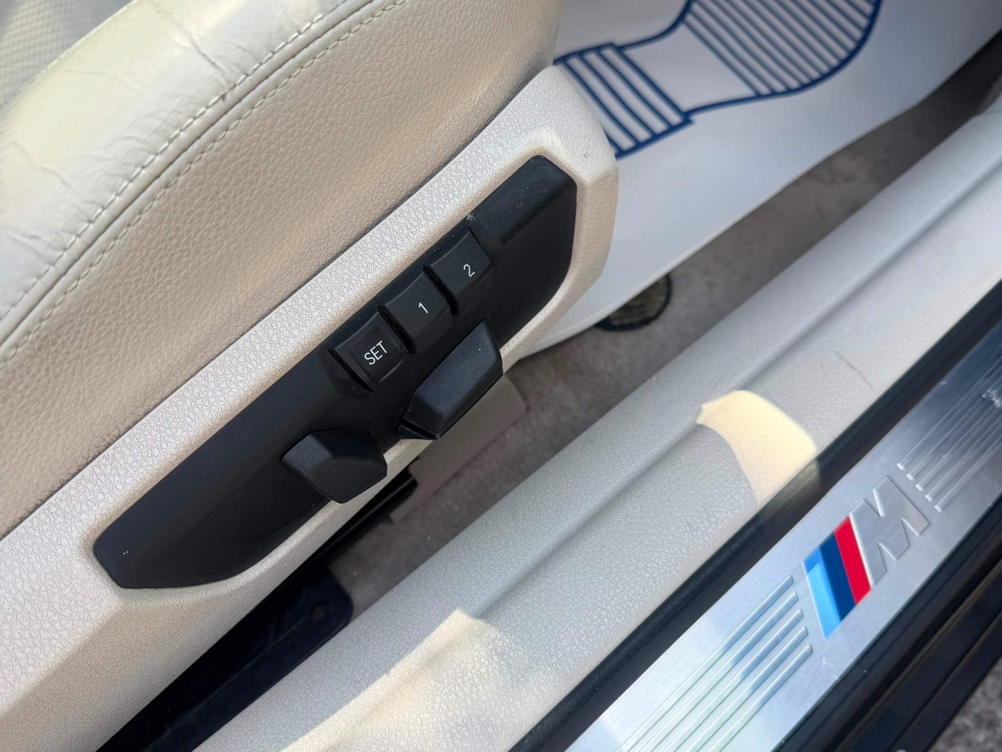 BMW 6 Series view 32