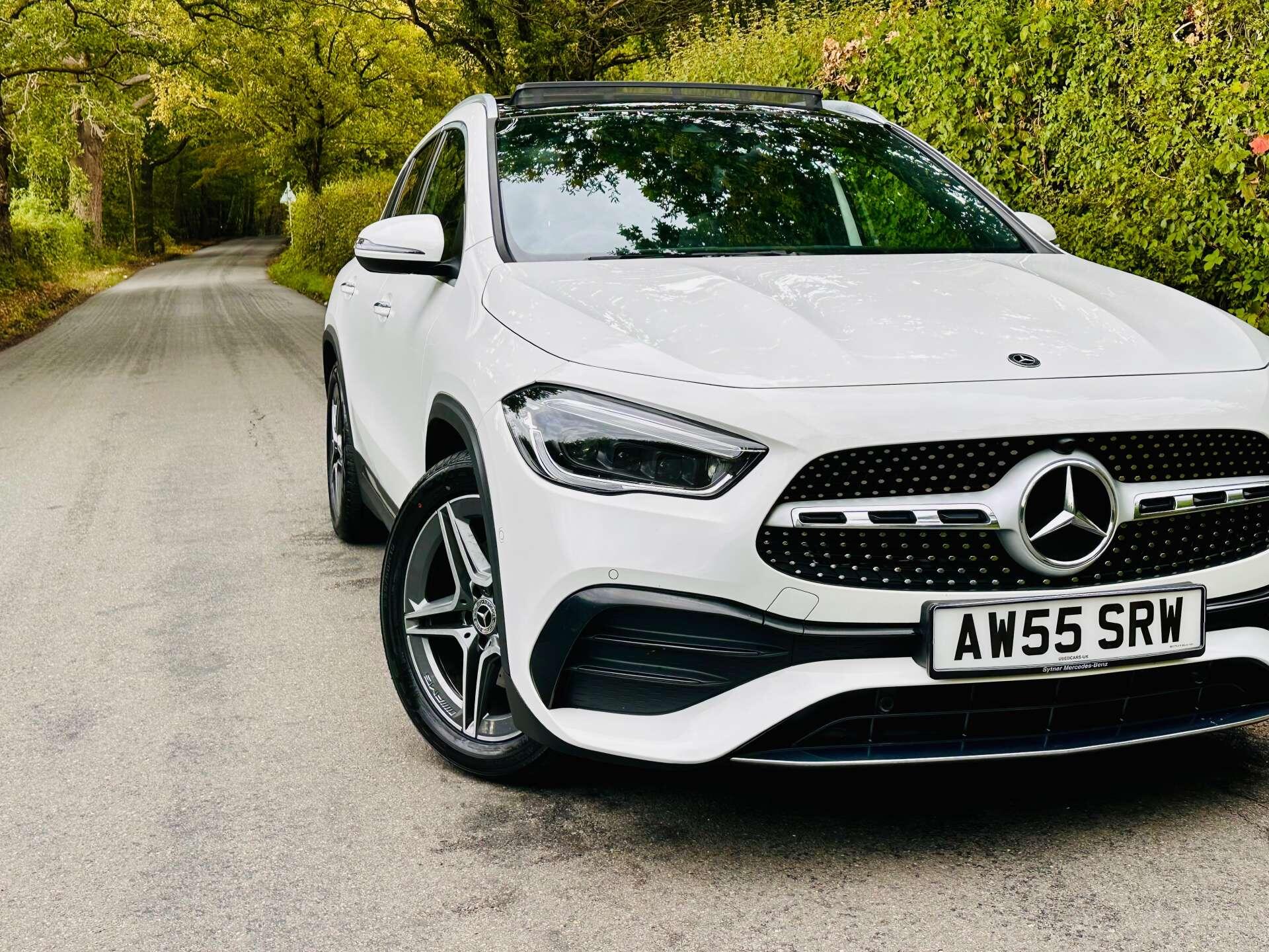 Mercedes-Benz Gla view 4