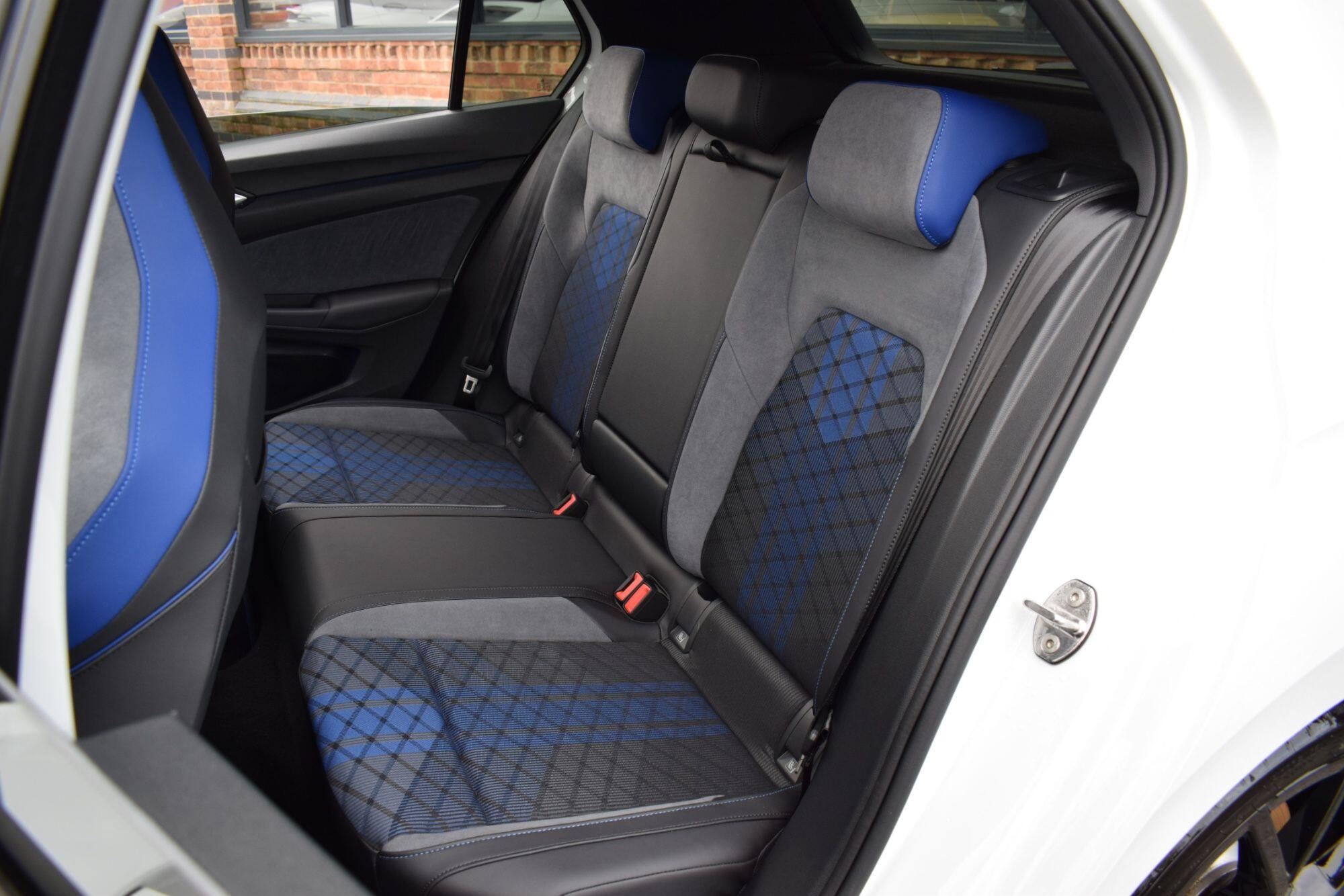 Volkswagen Golf view 27