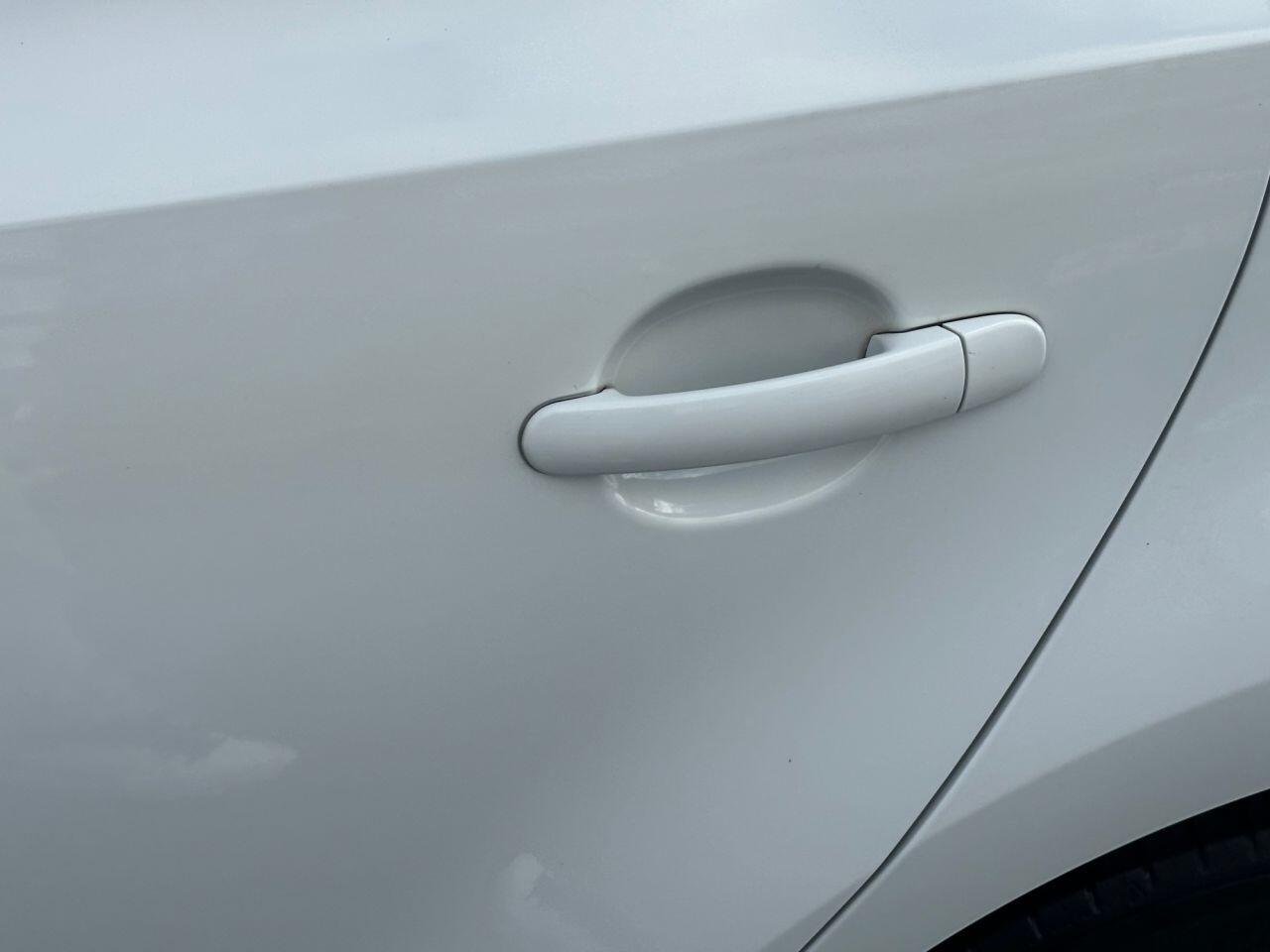 Volkswagen Polo view 48