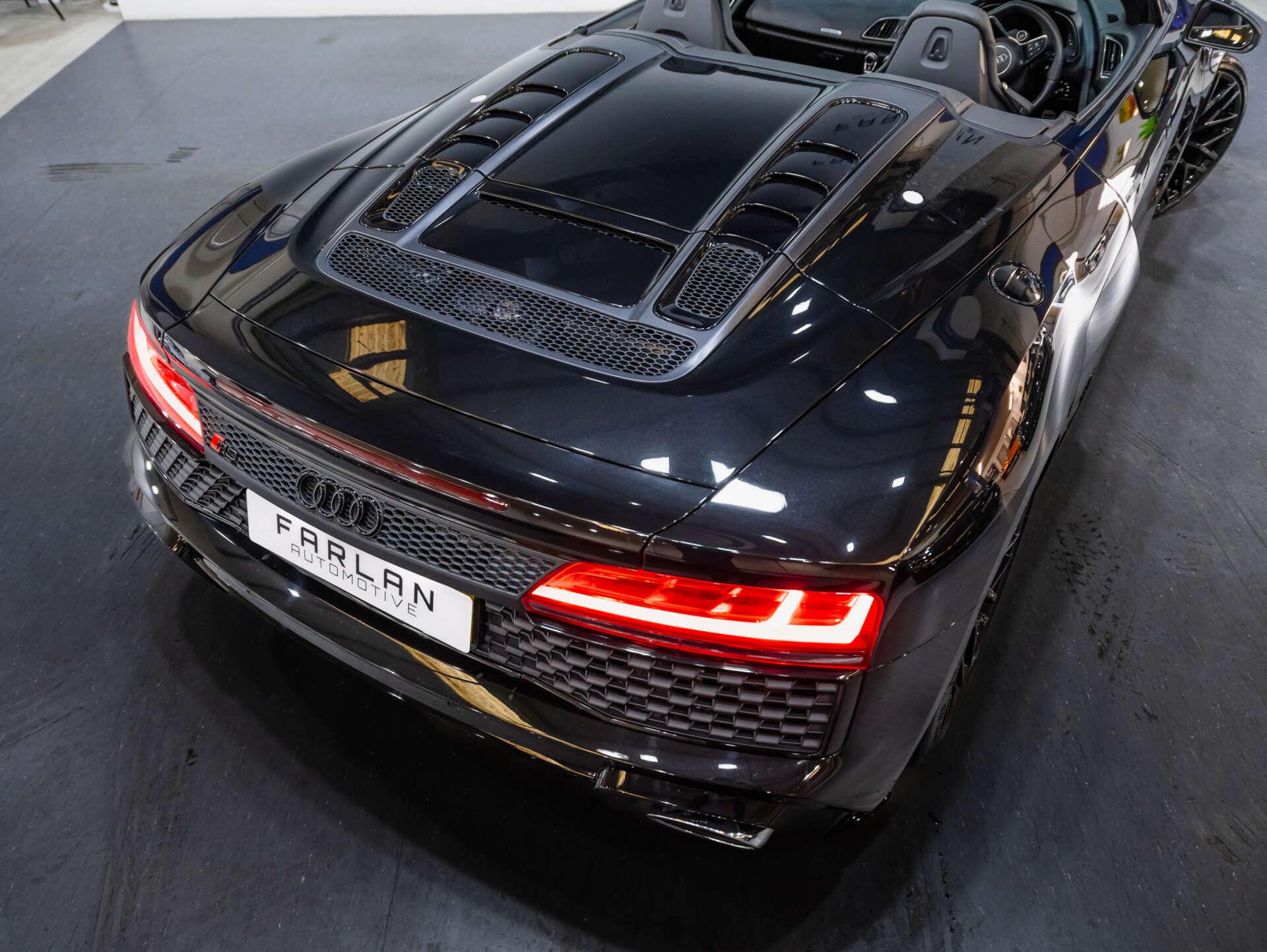 Audi R8 view 71