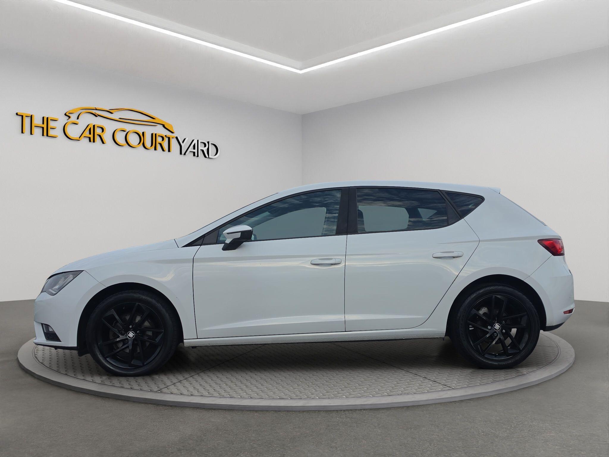 Seat Leon Leon view 4