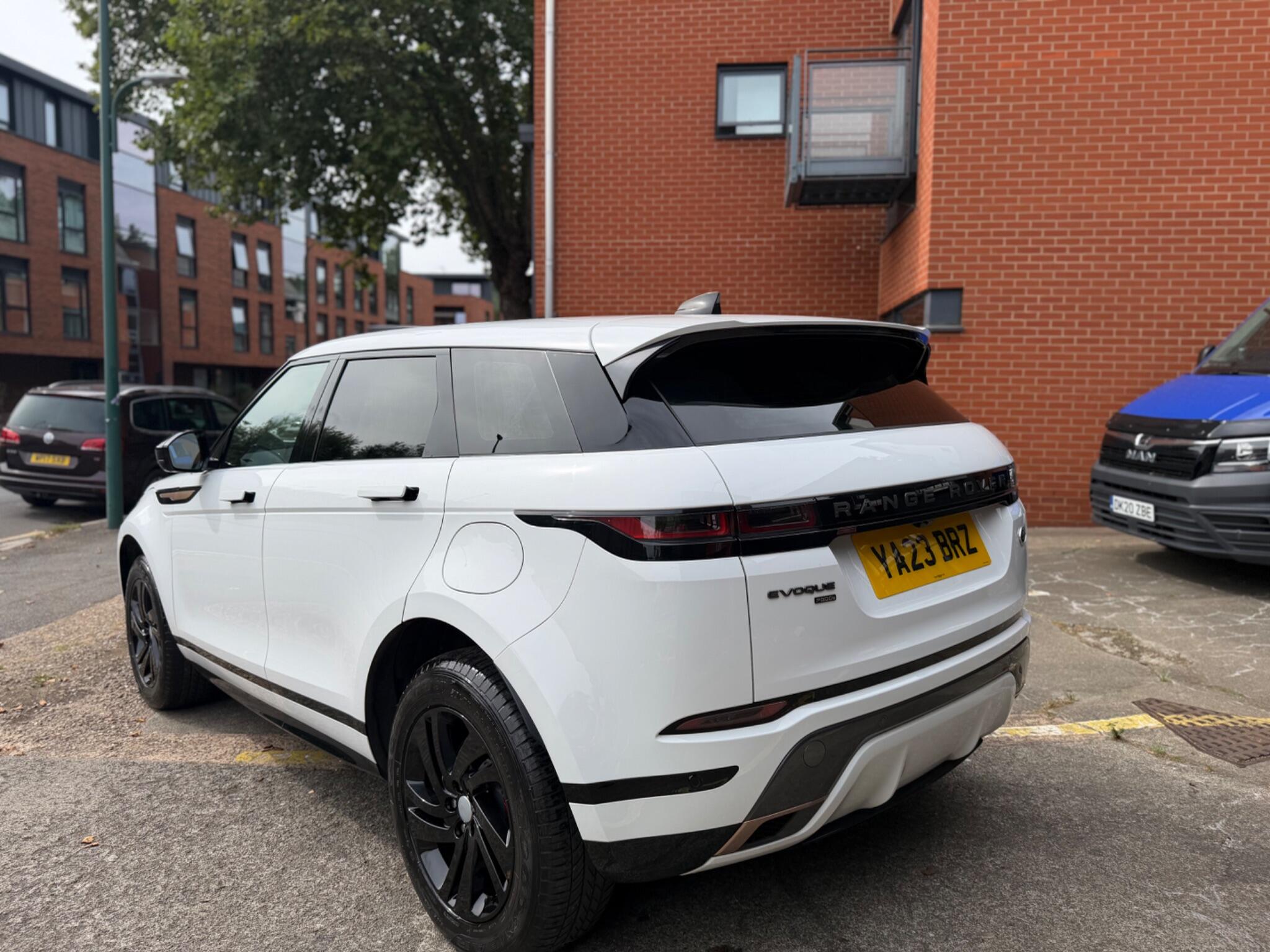 Land Rover Range Rover Evoque view 11