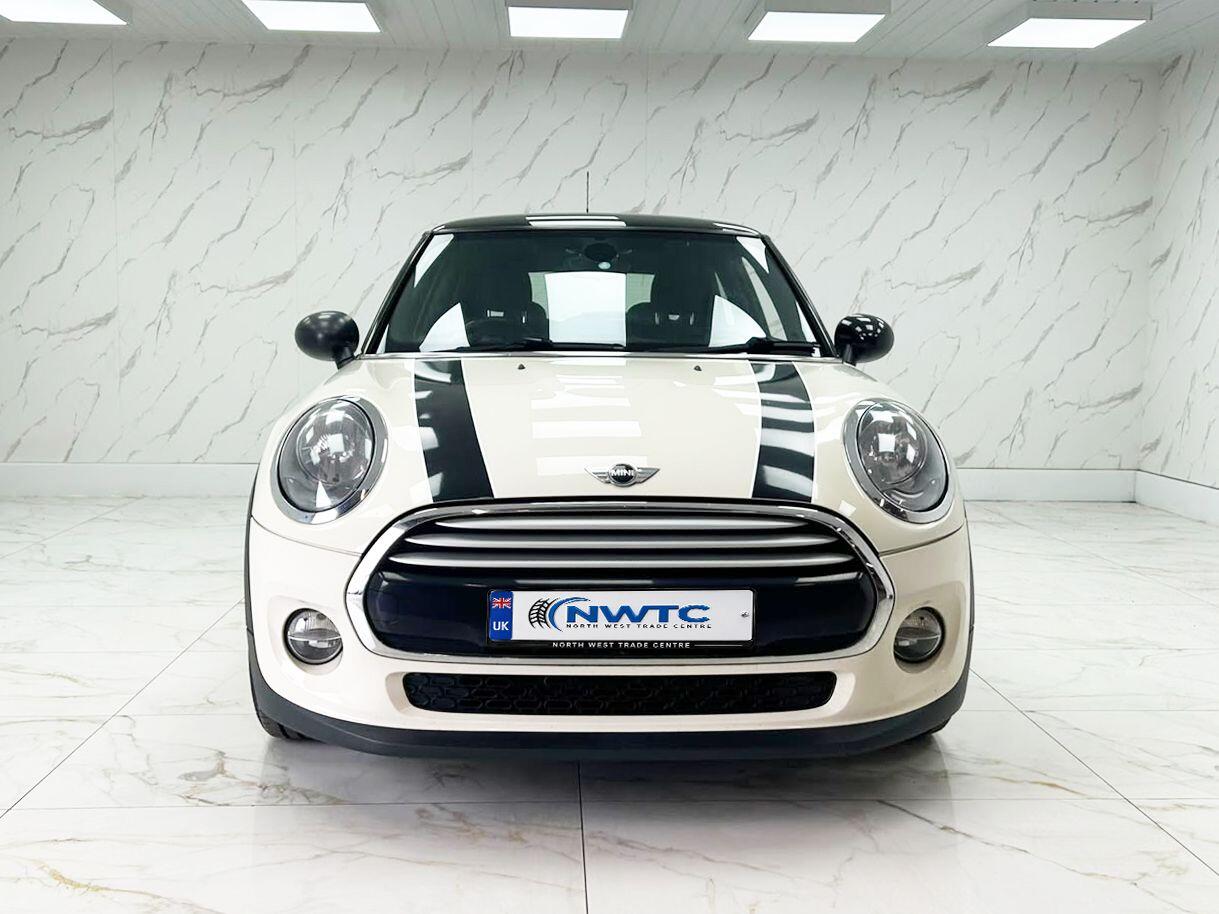 Mini Hatch view 5