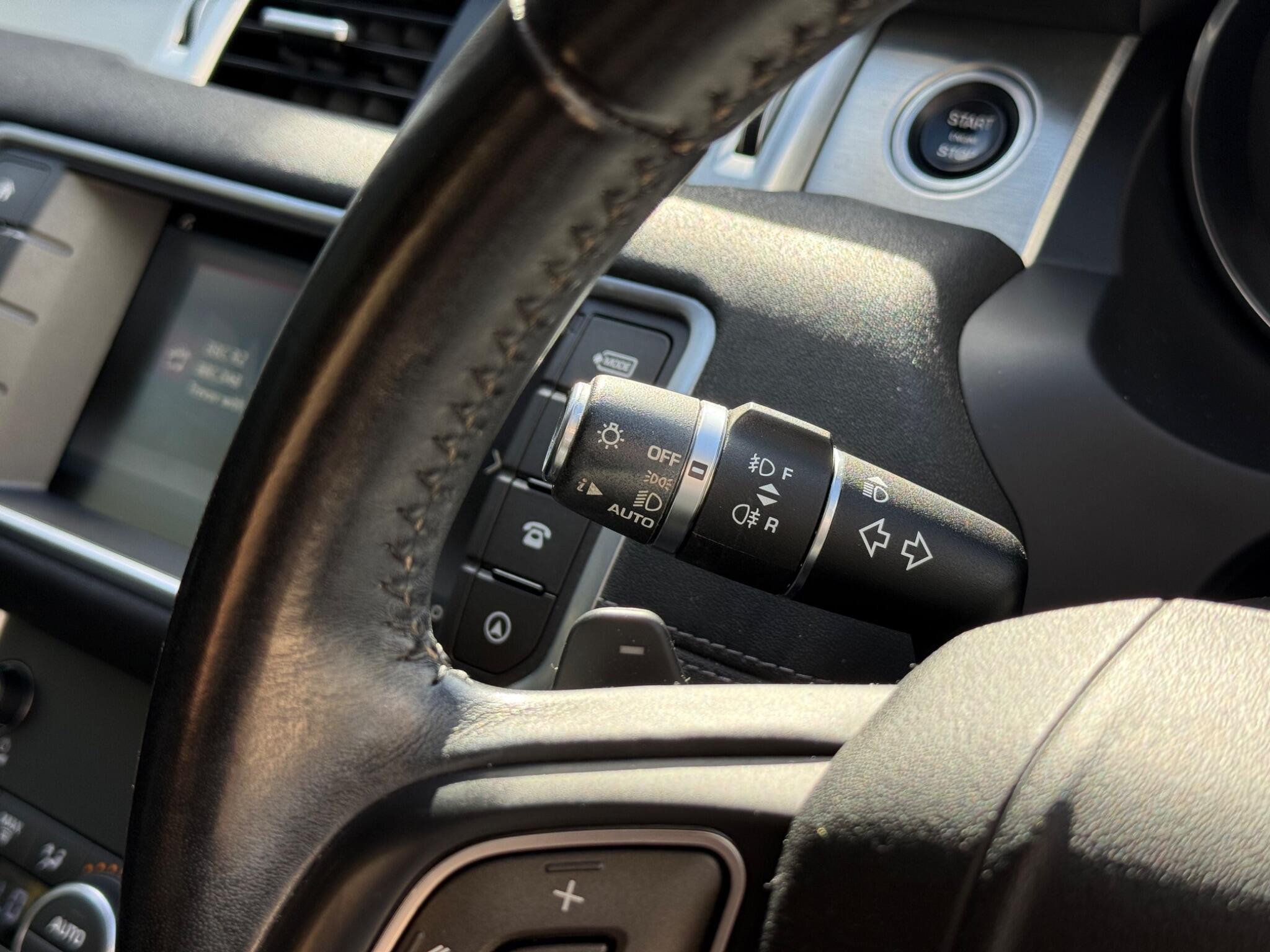 Land Rover Range Rover Evoque view 28