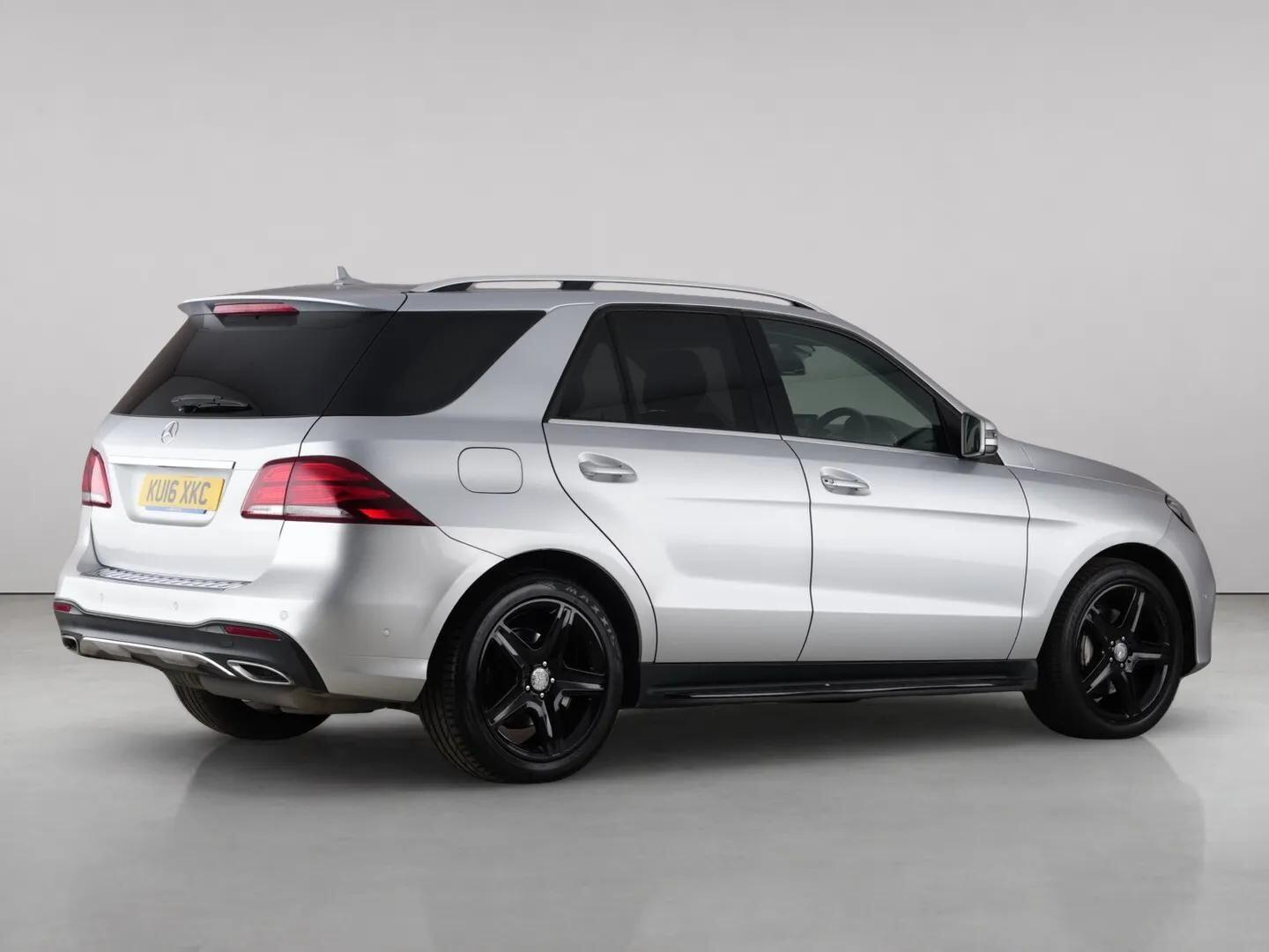 Mercedes-Benz GLE view 6
