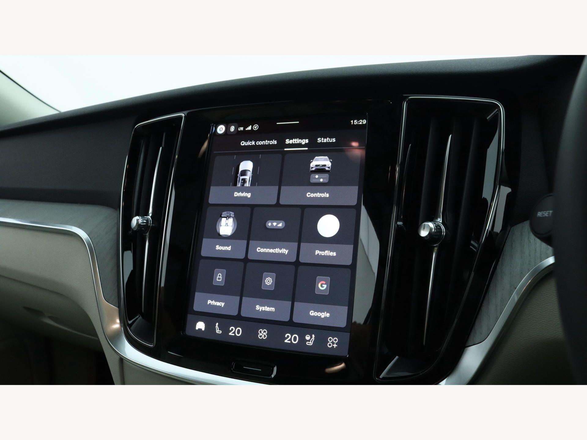 Volvo V60 view 15