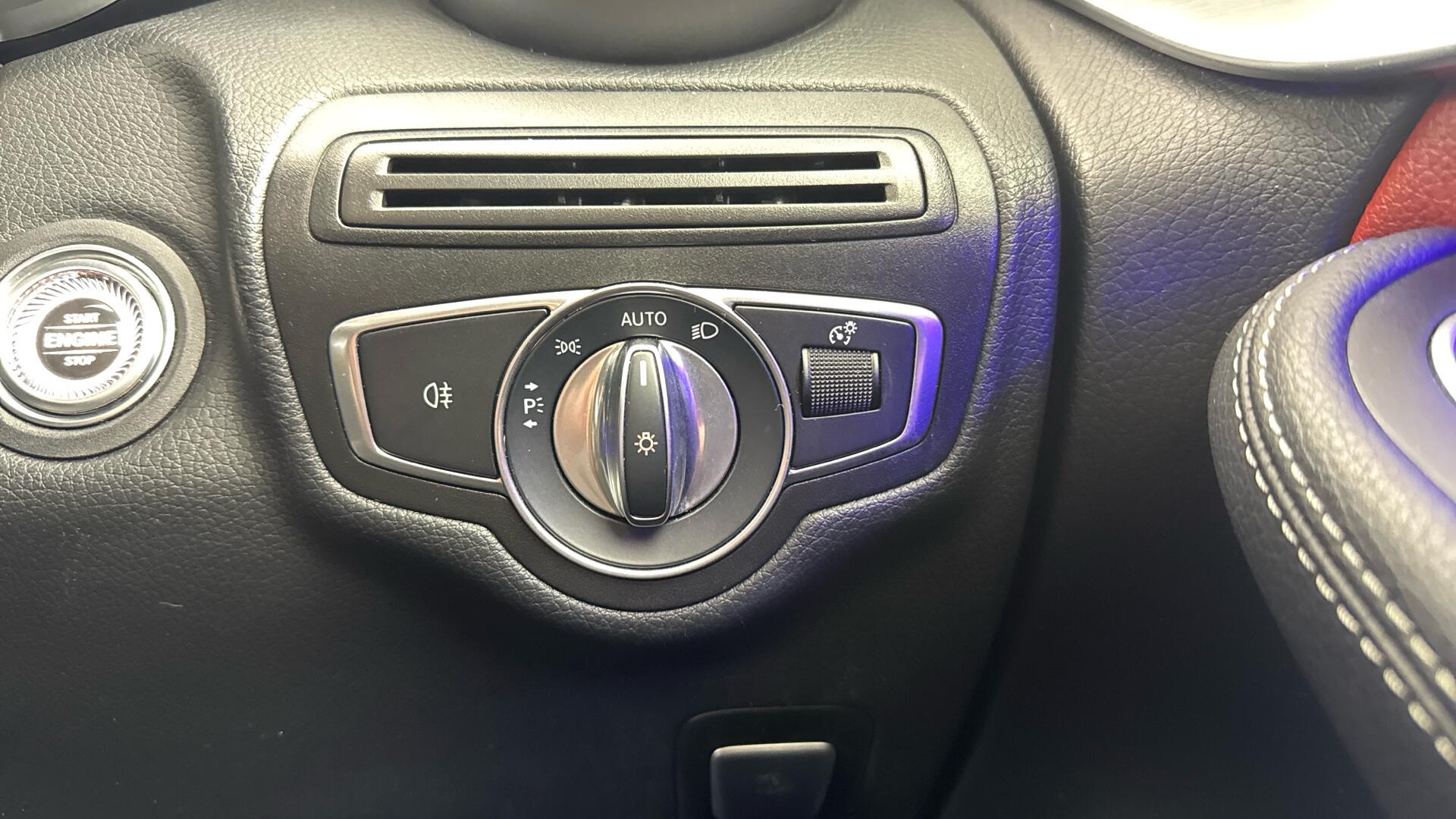 Mercedes-Benz GLC view 44