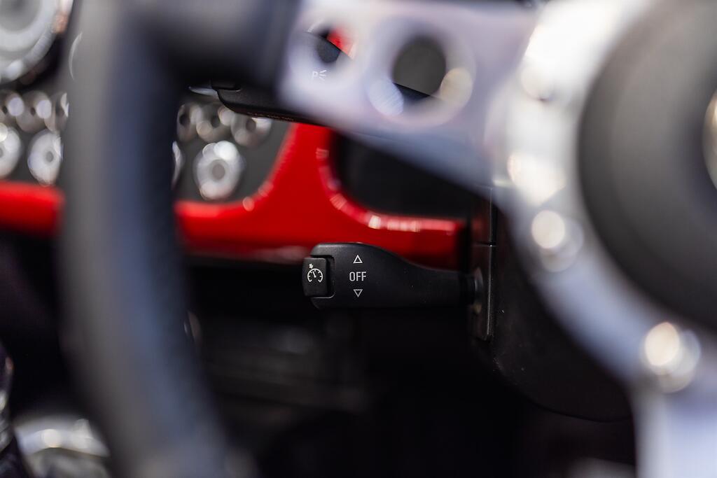 Morgan Plus Eight view 39